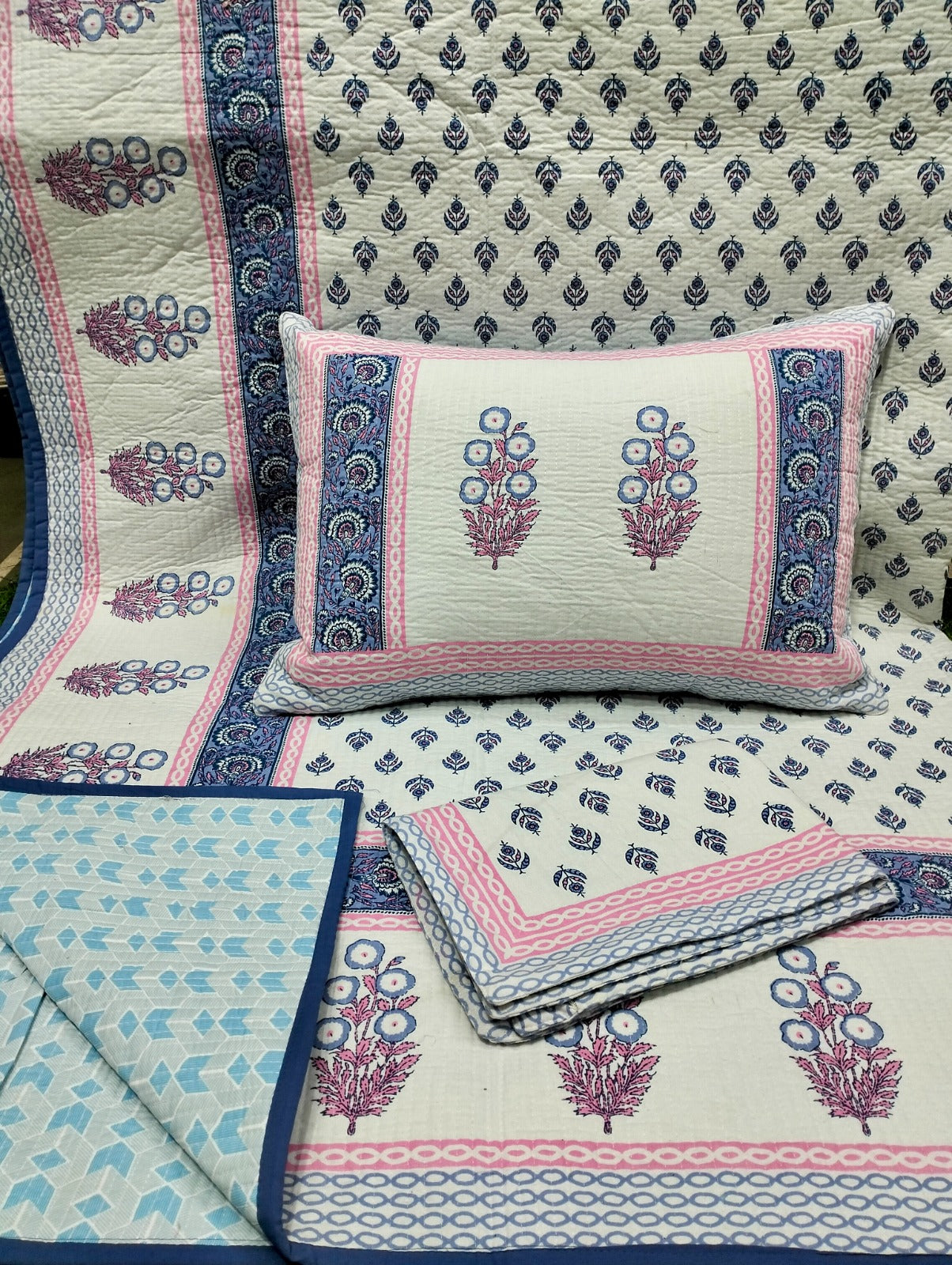 Pure cotton quilted bedcovers with two quilted pillow covers (90x108 inches)
