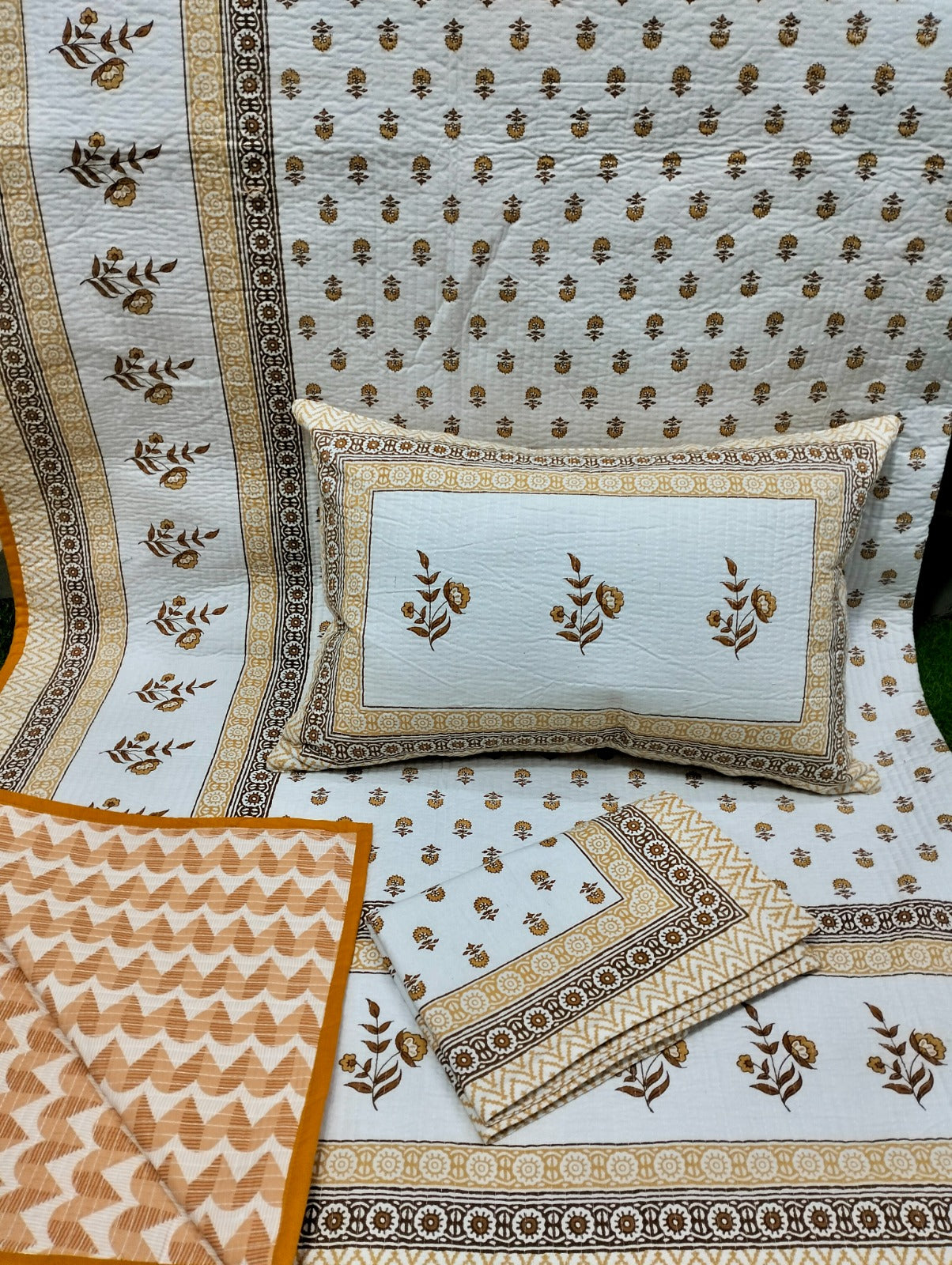 Pure cotton quilted bedcovers with two quilted pillow covers (90x108 inches)