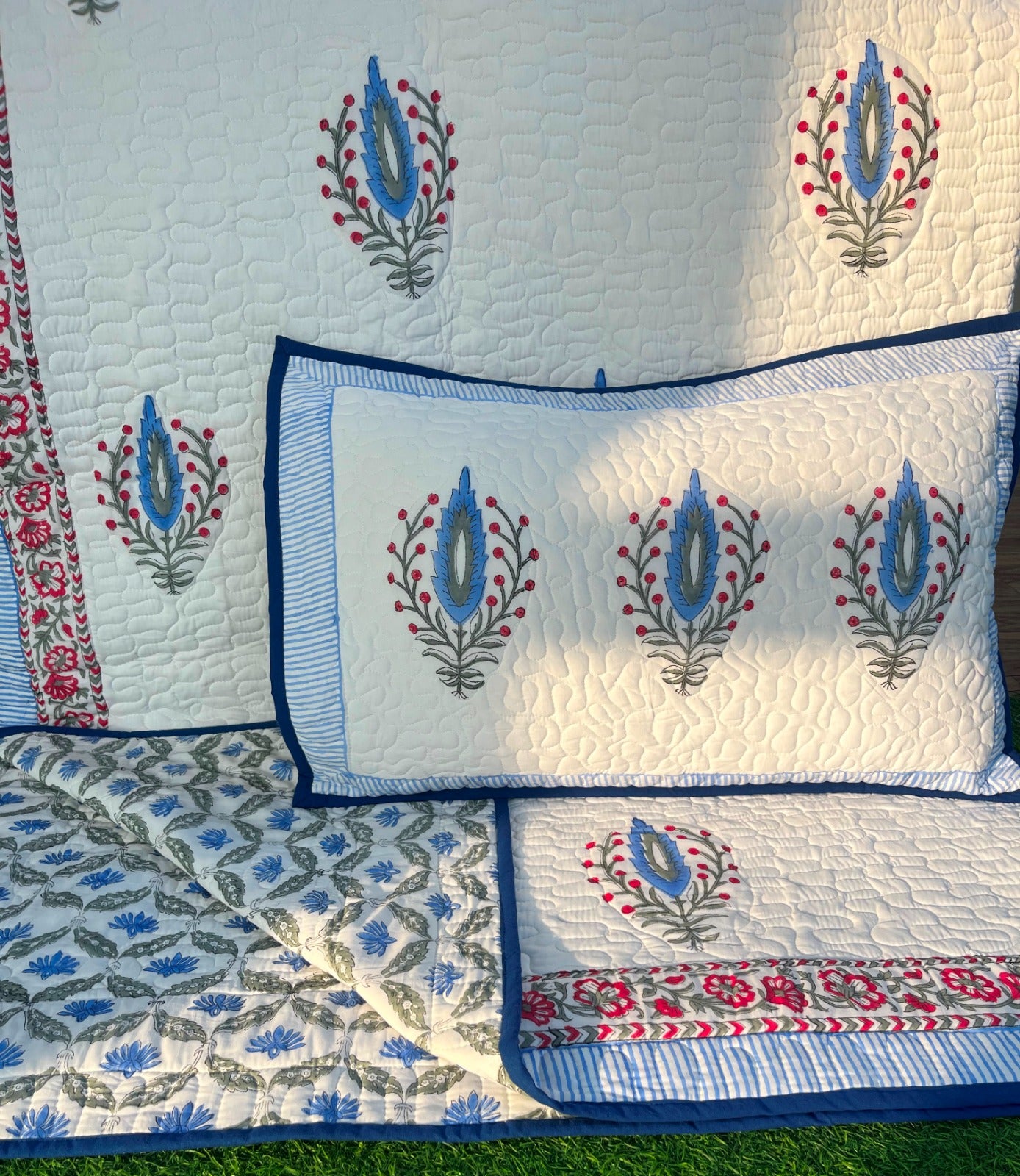 Pure mulmul cotton paani jaal quilted reversible double bedcovers with 2 quilted pillow covers
