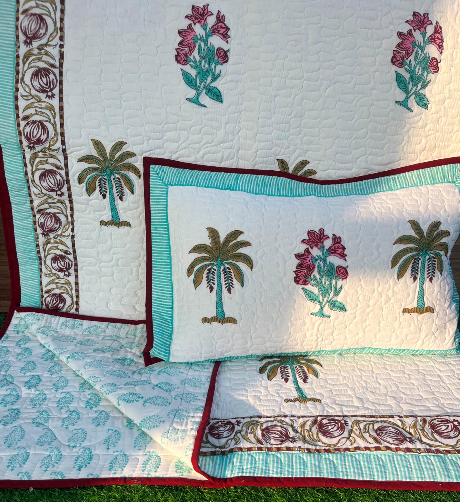 Pure mulmul cotton paani jaal quilted reversible double bedcovers with 2 quilted pillow covers