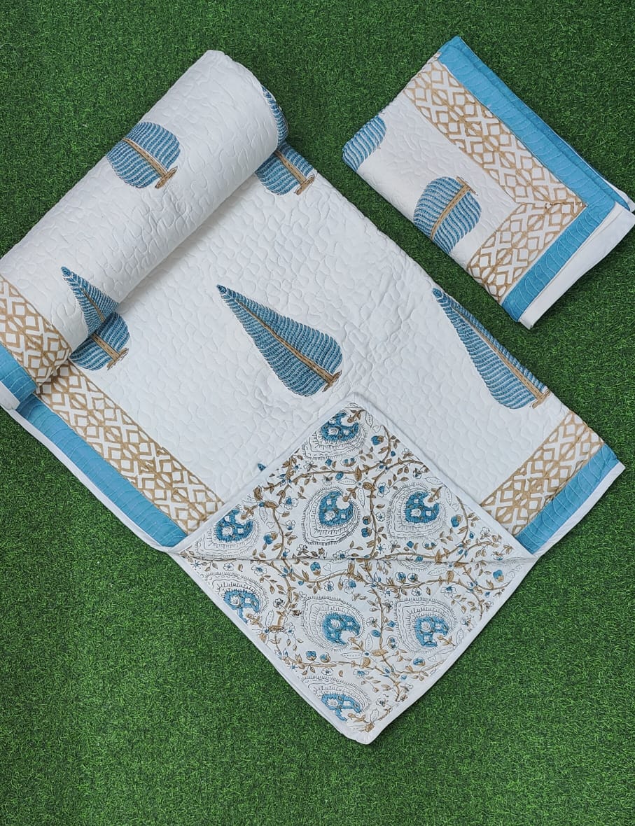 Pure mulmul cotton paani jaal quilted reversible double bedcovers with 2 quilted pillow covers (90x108 inches)
