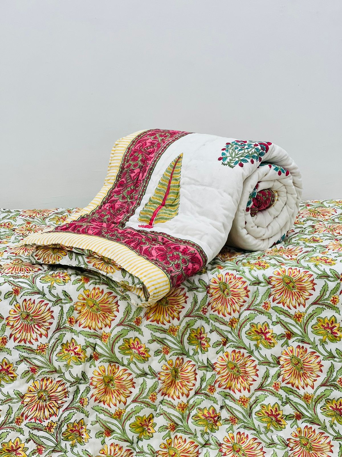 Pure mulmul cotton handblock printed single reversible quilt (razai 60x90 inches)