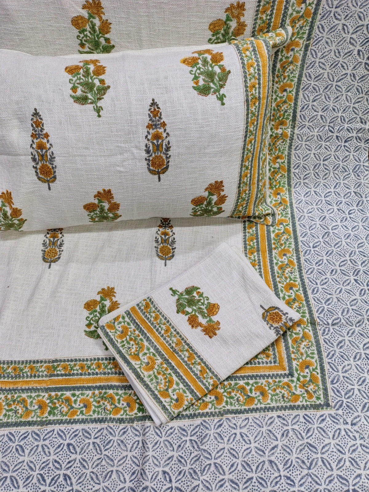 Pure TNT cotton Hand-block printed double bedcover with 2 pillow covers (90x108 inches)