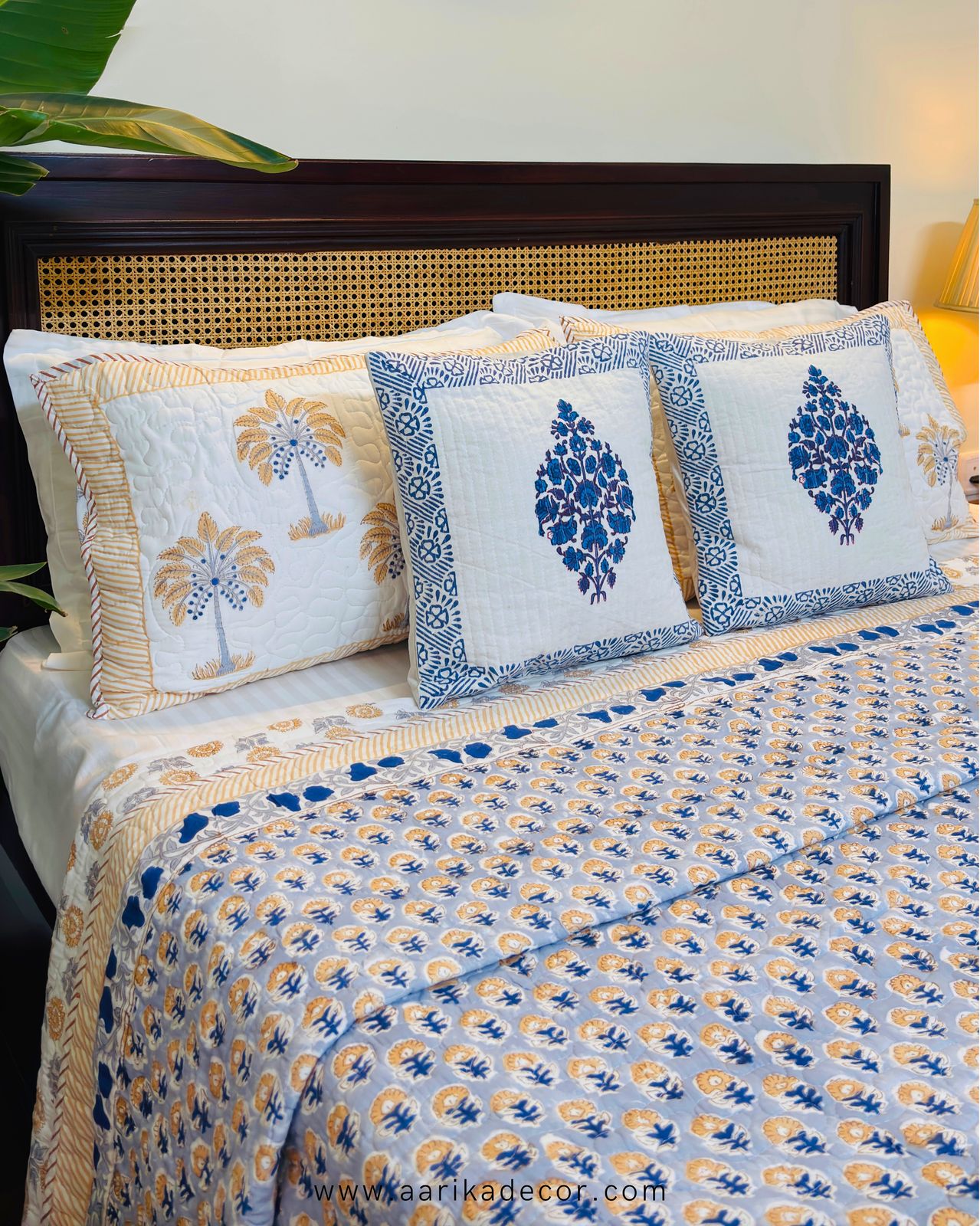 Pure cotton paani jaal quilted reversible double bedcovers with 2 quilted pillow covers (90x108 inches)