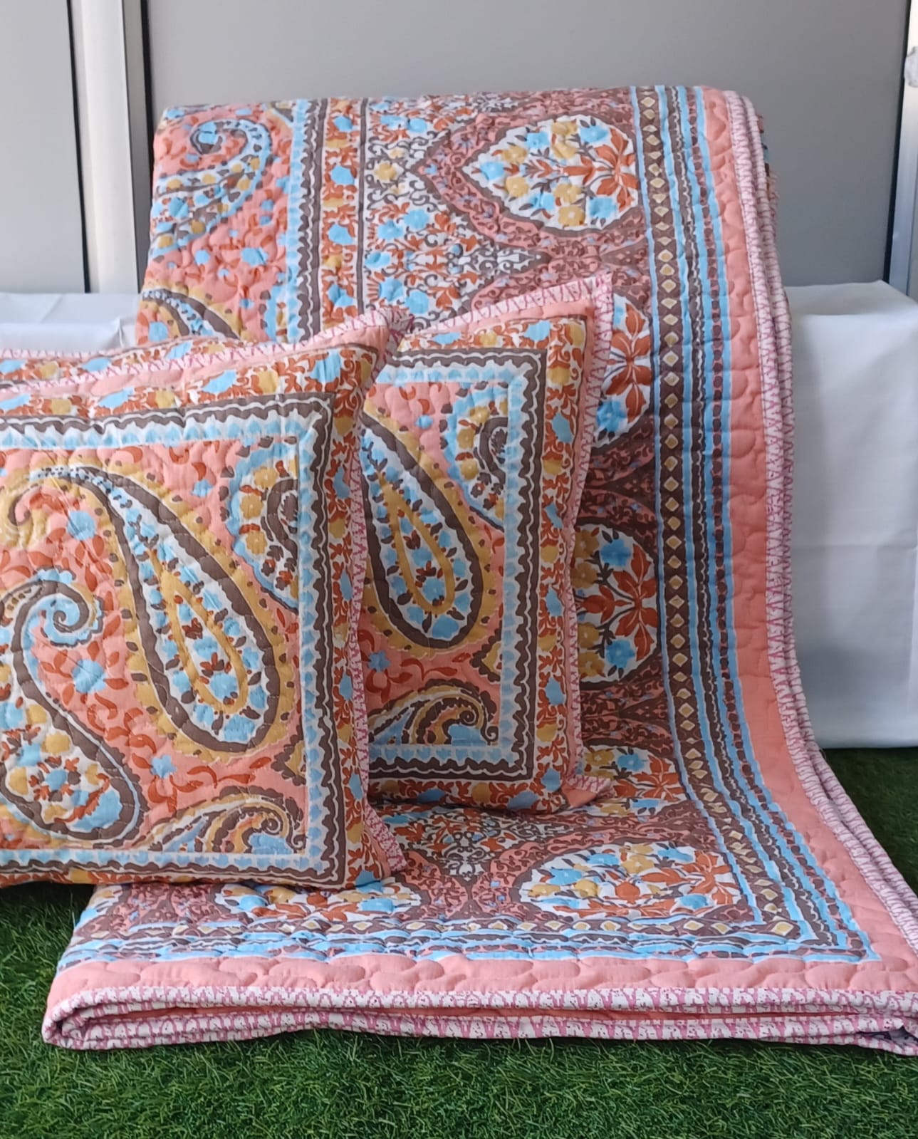 Pure mulmul cotton paani jaal quilted reversible double bedcovers with 2 quilted pillow covers (90x108 inches)