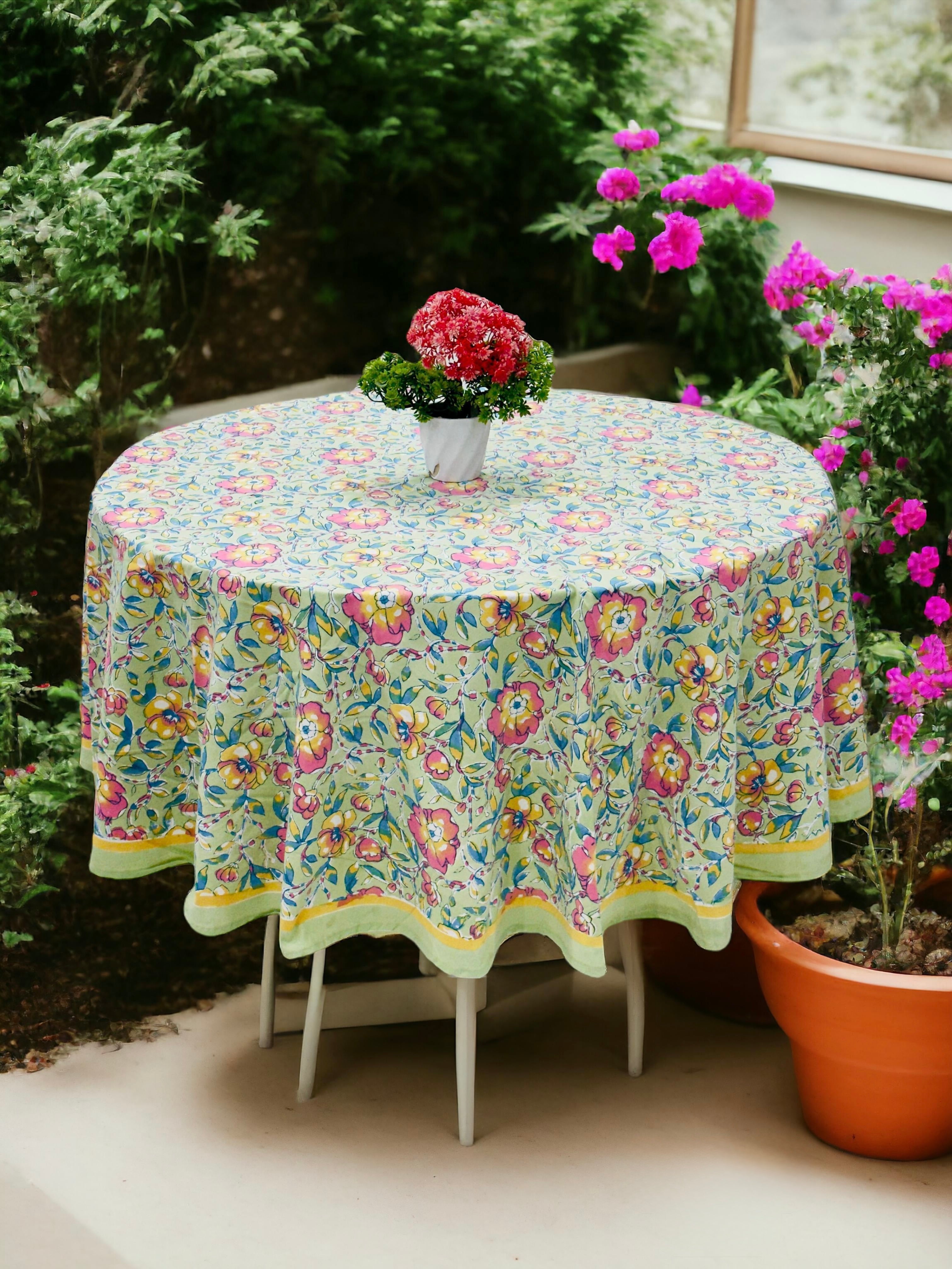 Pure cotton hand block printed round table covers for 6 seater dining tables (72 inches dia)