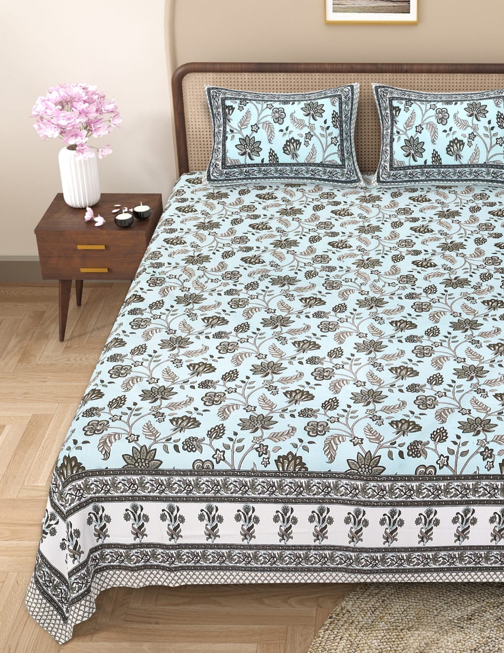 Pure cotton queen size double bedsheet (90x108 inches)
