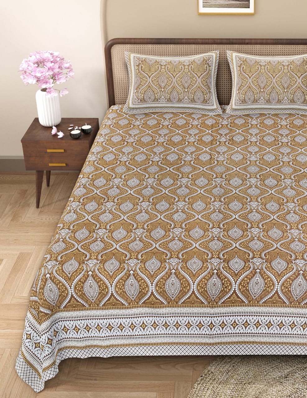 Pure cotton queen size double bedsheet (90x108 inches)