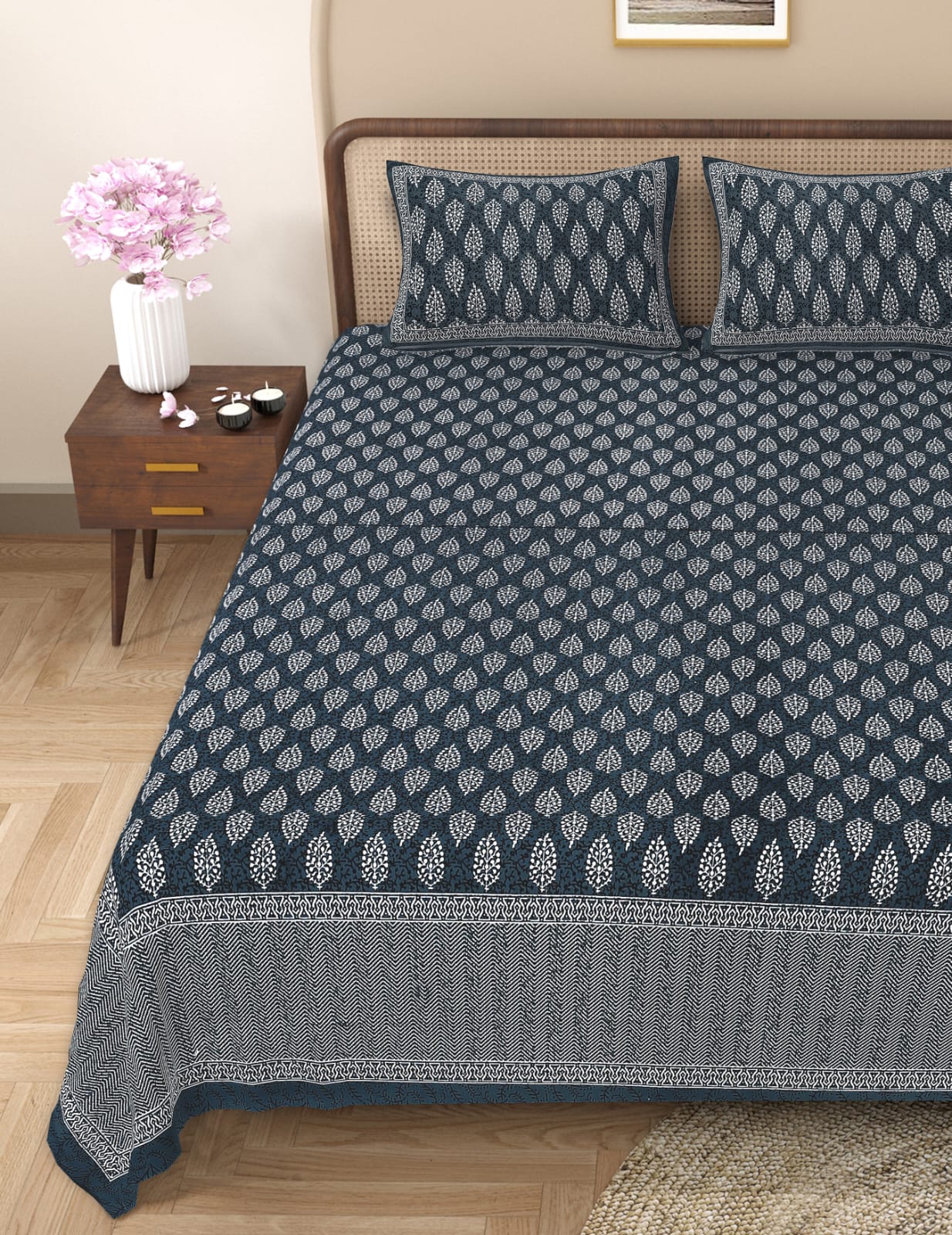 Pure cotton queen size double bedsheet (90x108 inches)