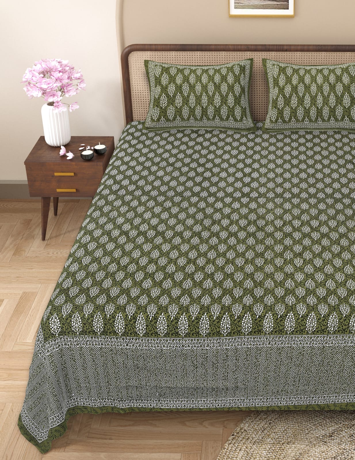 Pure cotton queen size double bedsheet (90x108 inches)