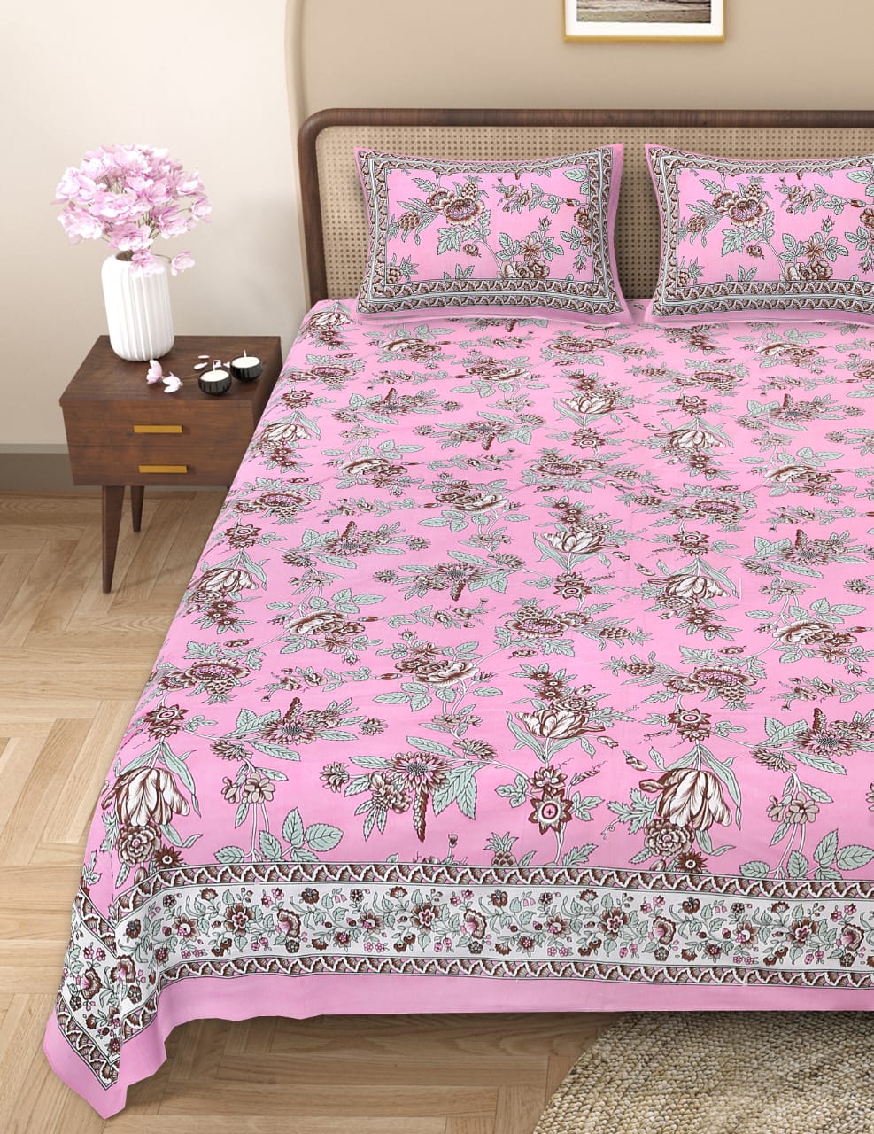 Pure cotton queen size double bedsheet (90x108 inches)