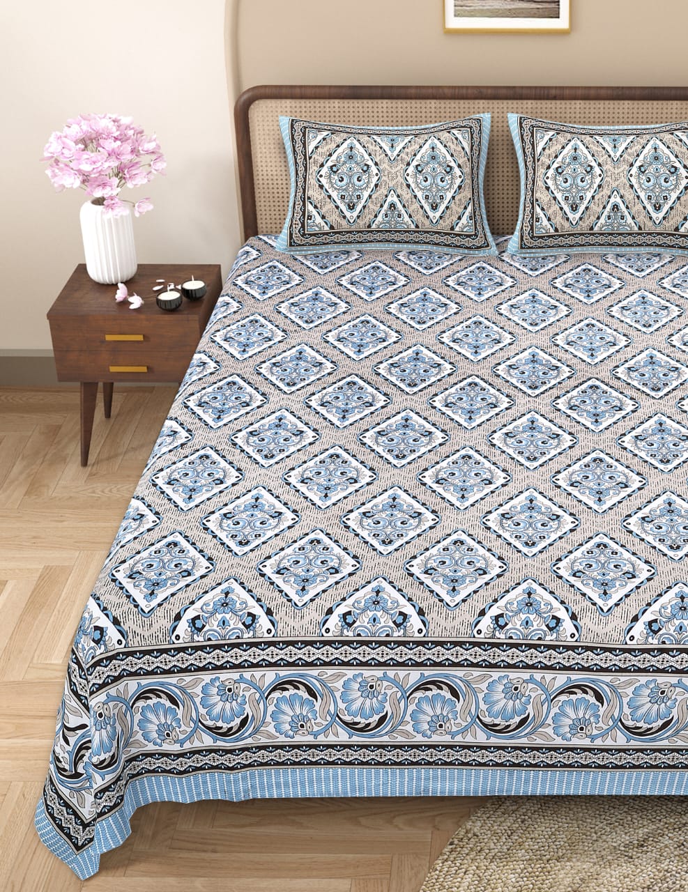 Pure cotton queen size double bedsheet (90x108 inches)