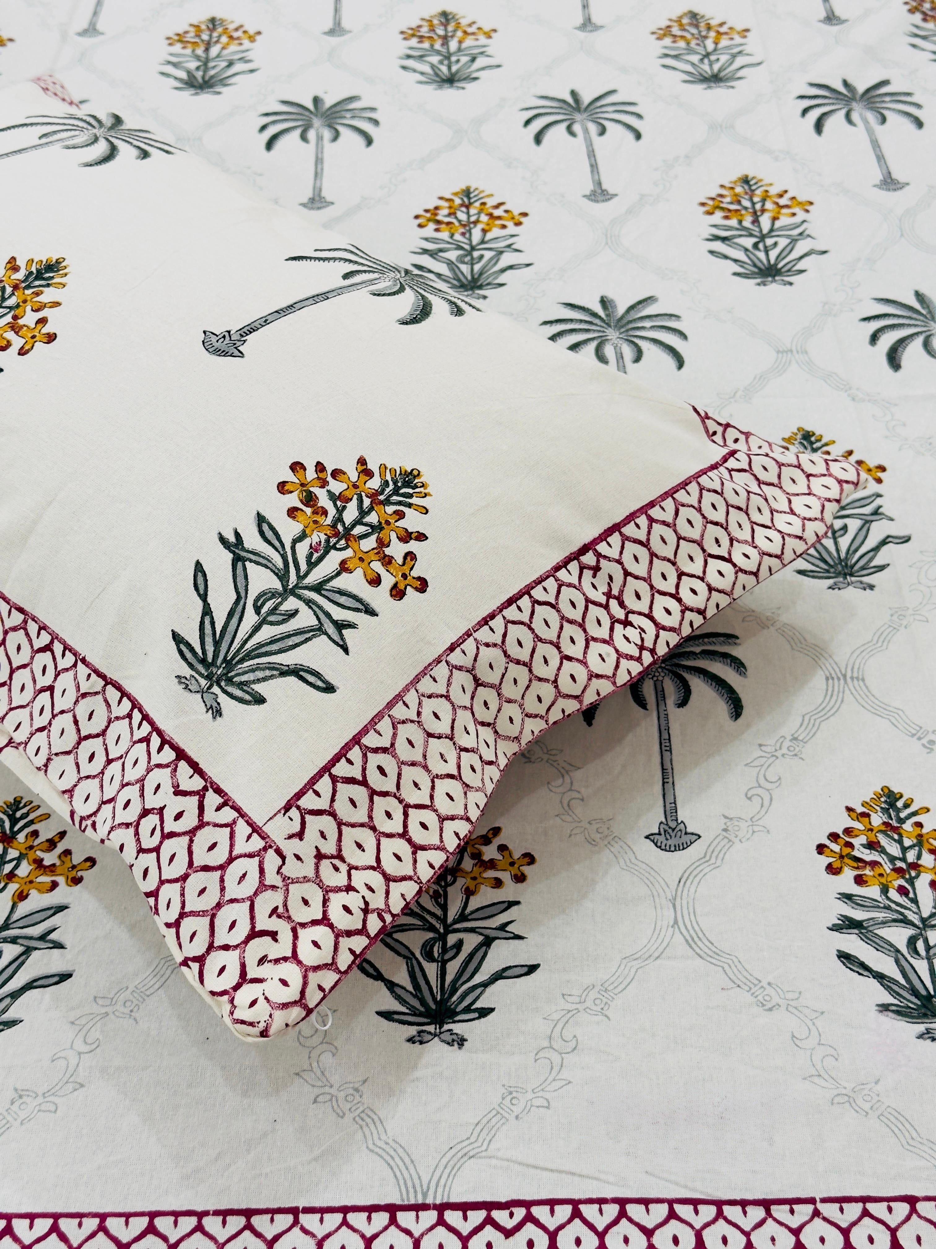 Pure cotton handblock printed king size bedsheet with 2 pillow covers (100x108 inches)