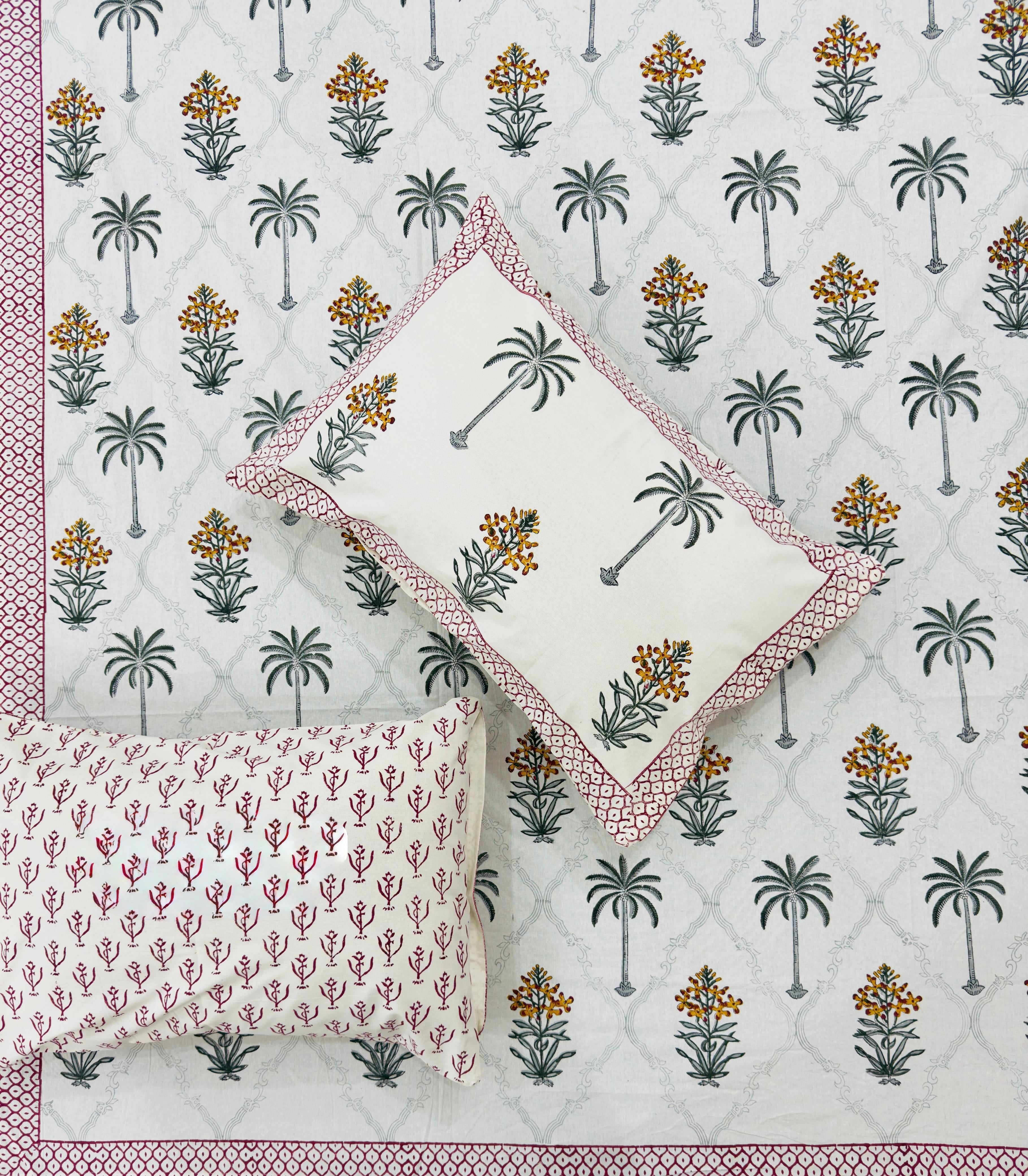 Pure cotton handblock printed king size bedsheet with 2 pillow covers (100x108 inches)