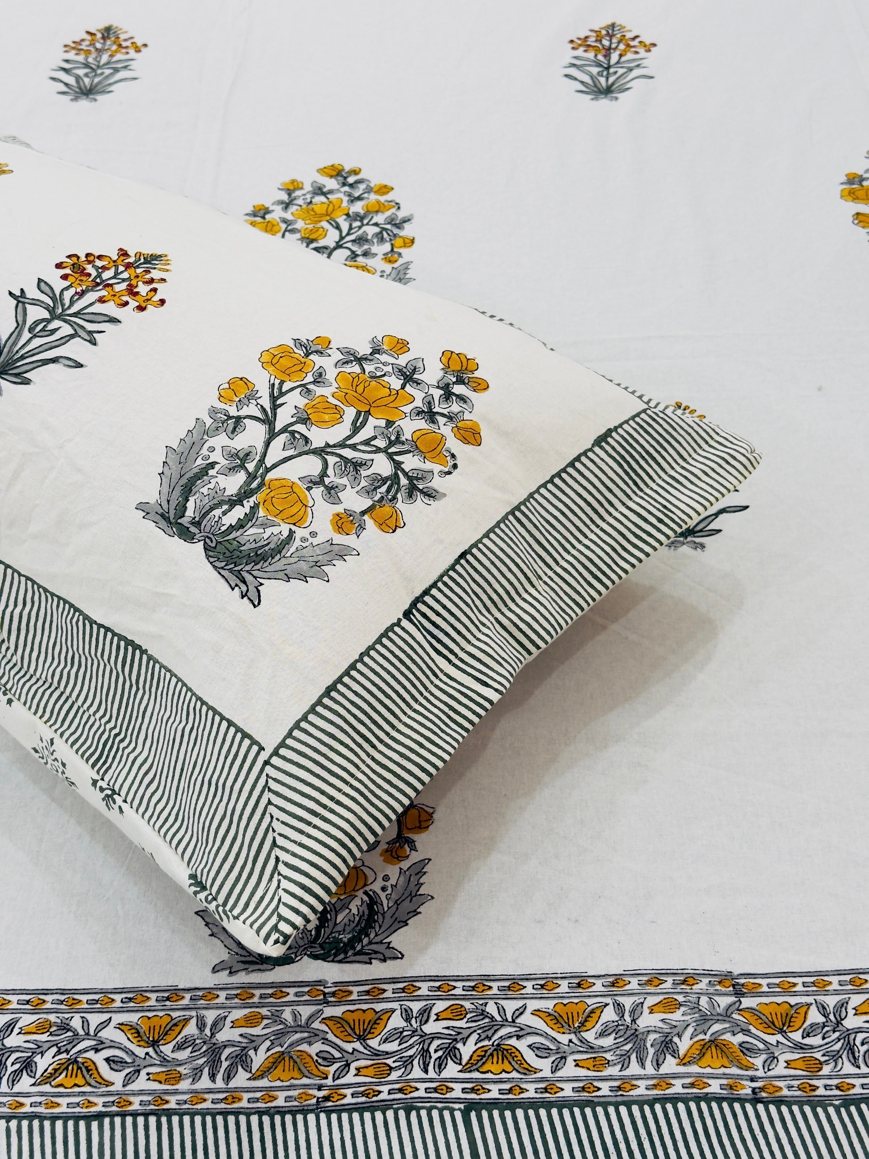 Pure cotton handblock printed king size bedsheet with 2 pillow covers (100x108 inches)