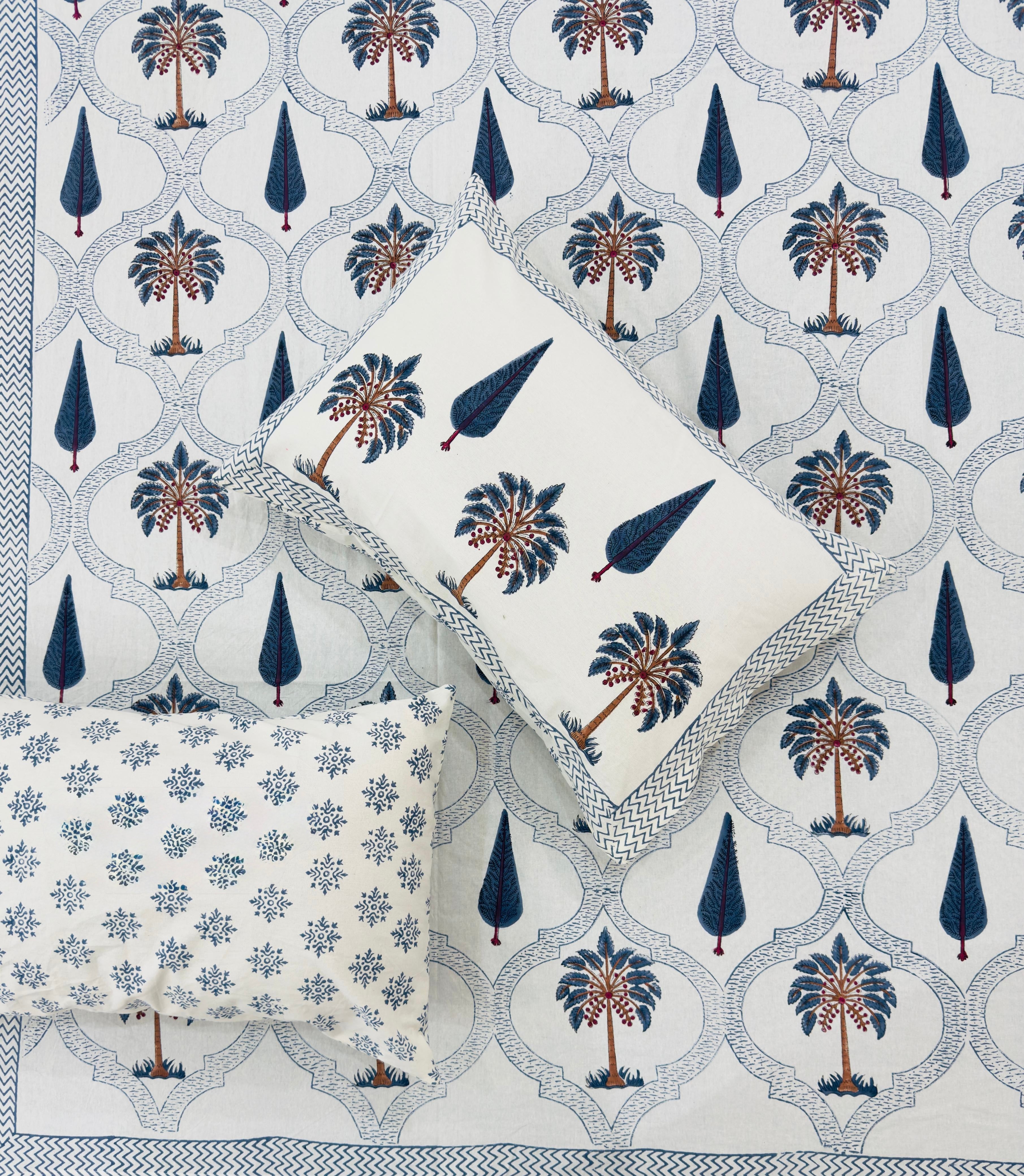 Pure cotton handblock printed king size bedsheet with 2 pillow covers (100x108 inches)