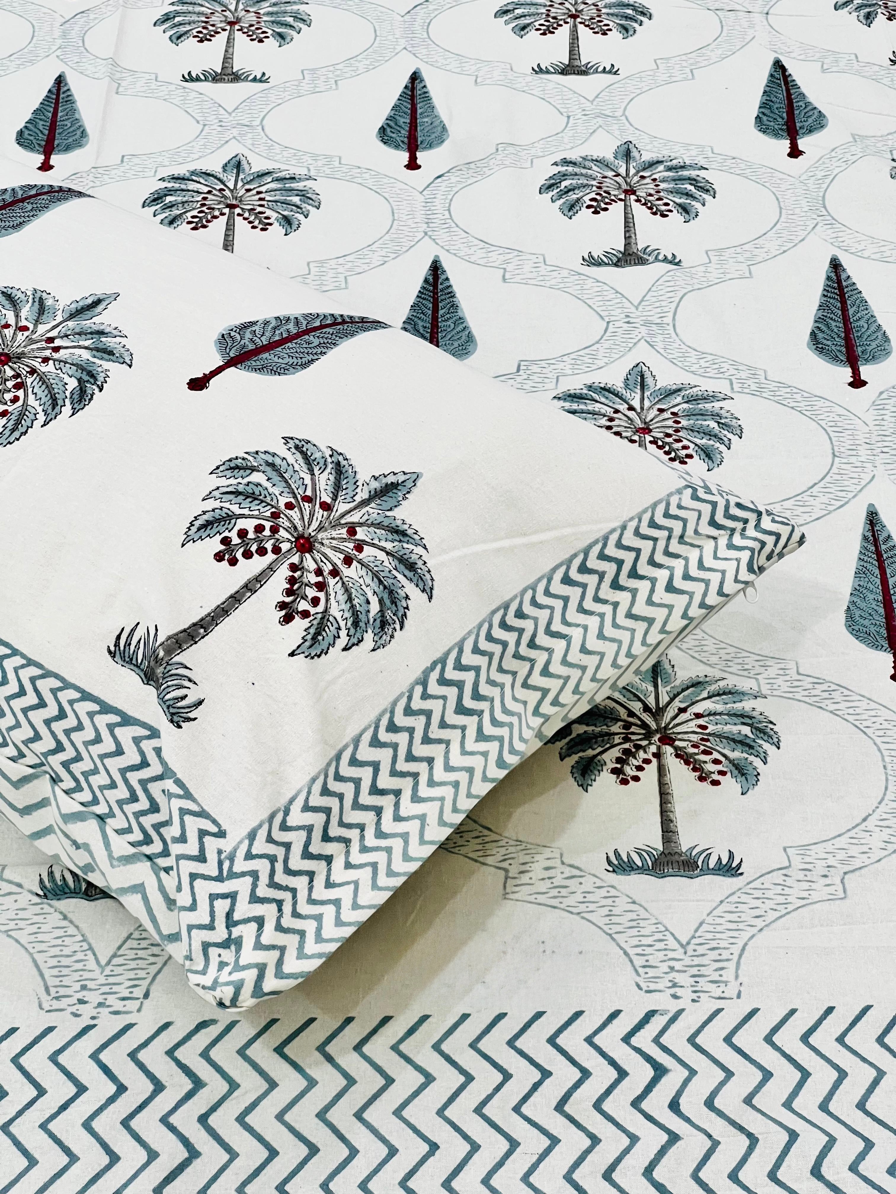 Pure cotton handblock printed king size bedsheet with 2 pillow covers (100x108 inches)