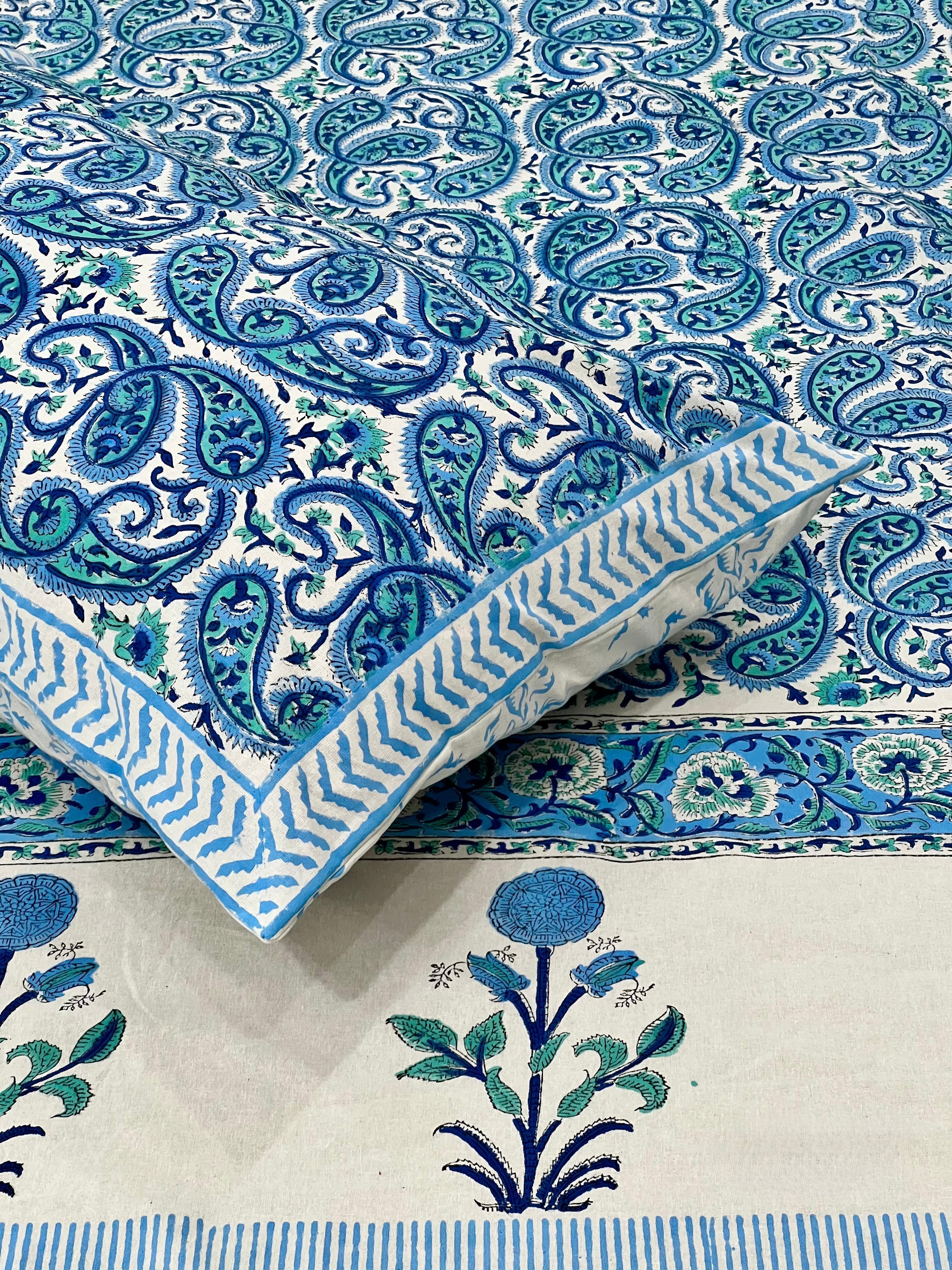 Pure cotton handblock printed king size bedsheet with 2 pillow covers (100x108 inches)
