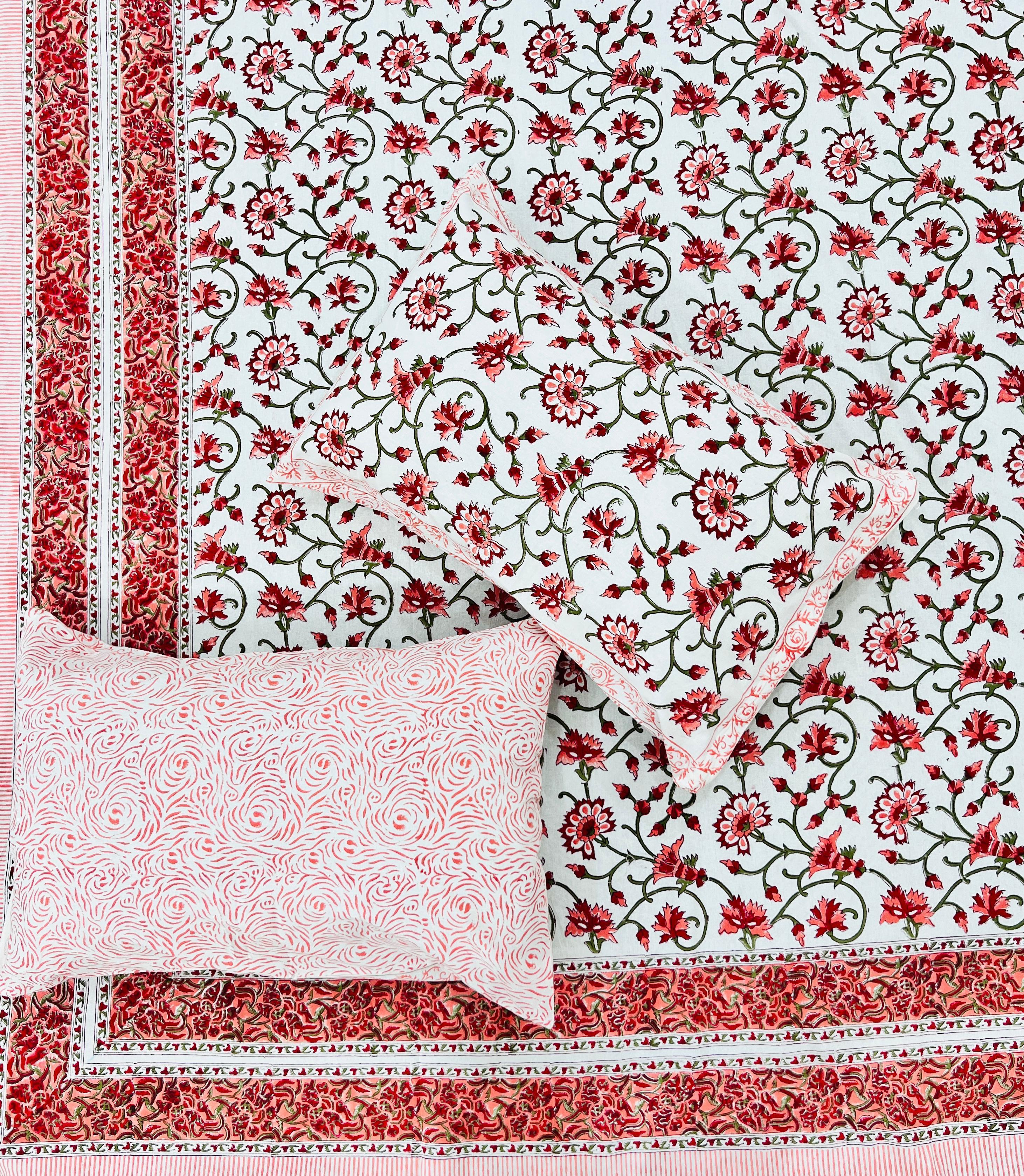 Pure cotton handblock printed king size bedsheet with 2 pillow covers (100x108 inches)