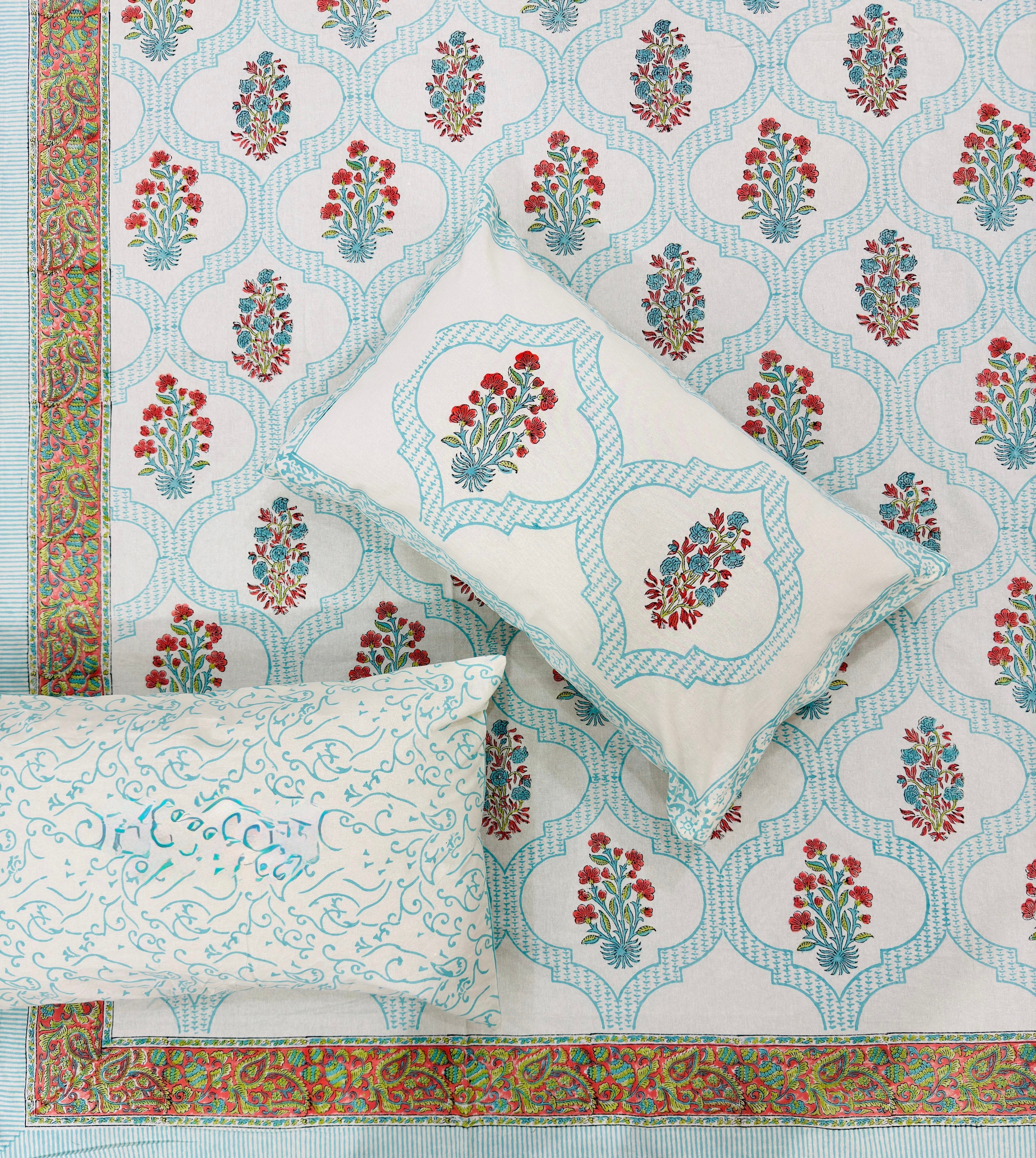 Pure cotton handblock printed king size bedsheet with 2 pillow covers (100x108 inches)