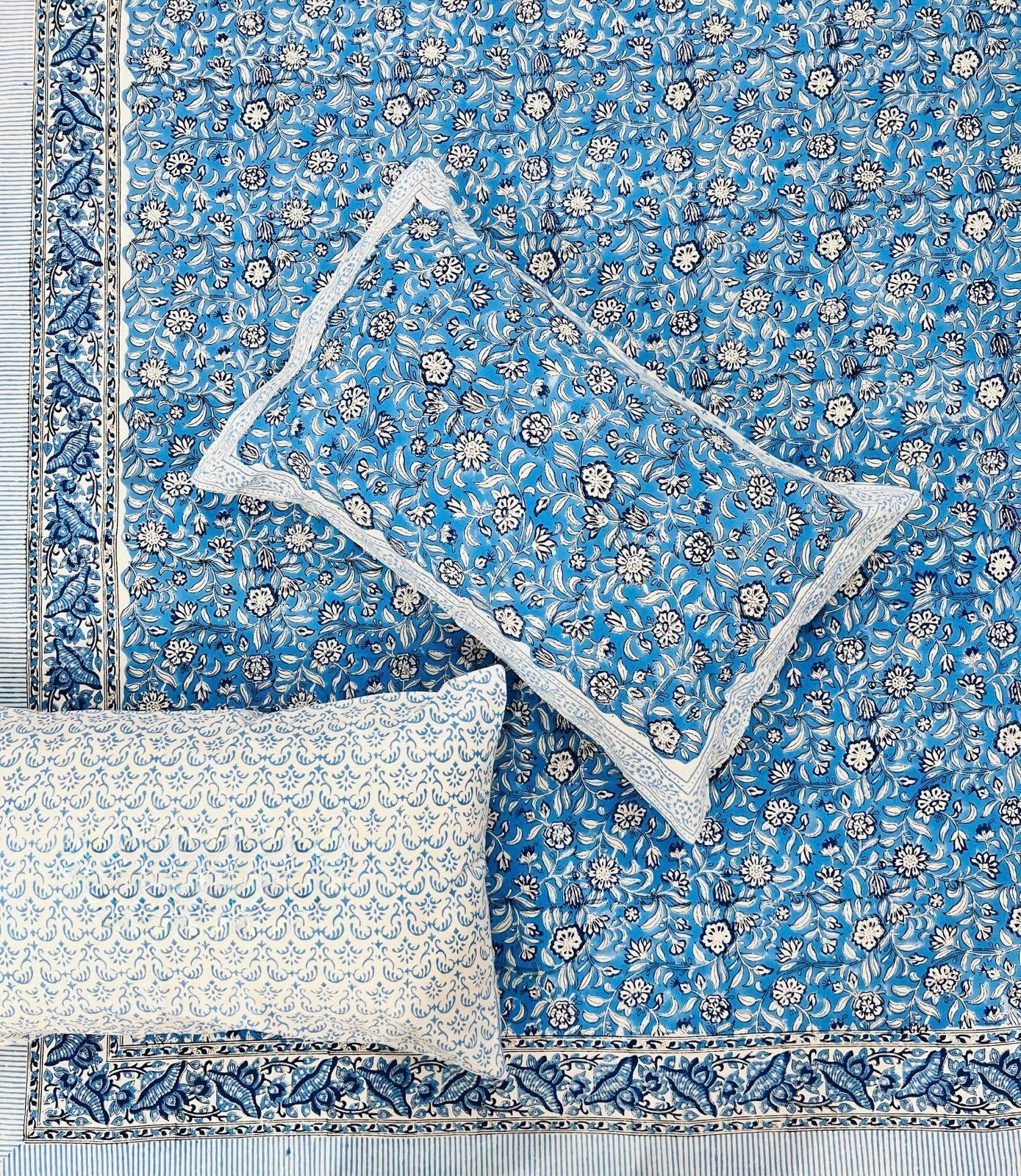 Pure cotton handblock printed king size bedsheet with 2 pillow covers (100x108 inches)