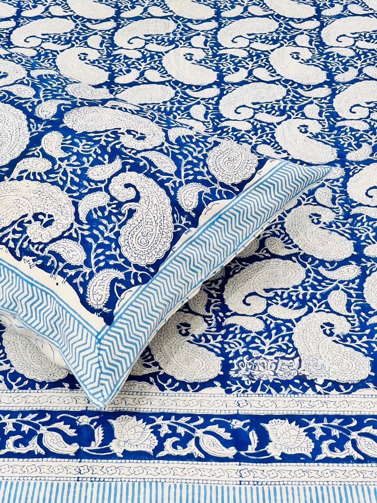 Pure cotton handblock printed king size bedsheet with 2 pillow covers (100x108 inches)