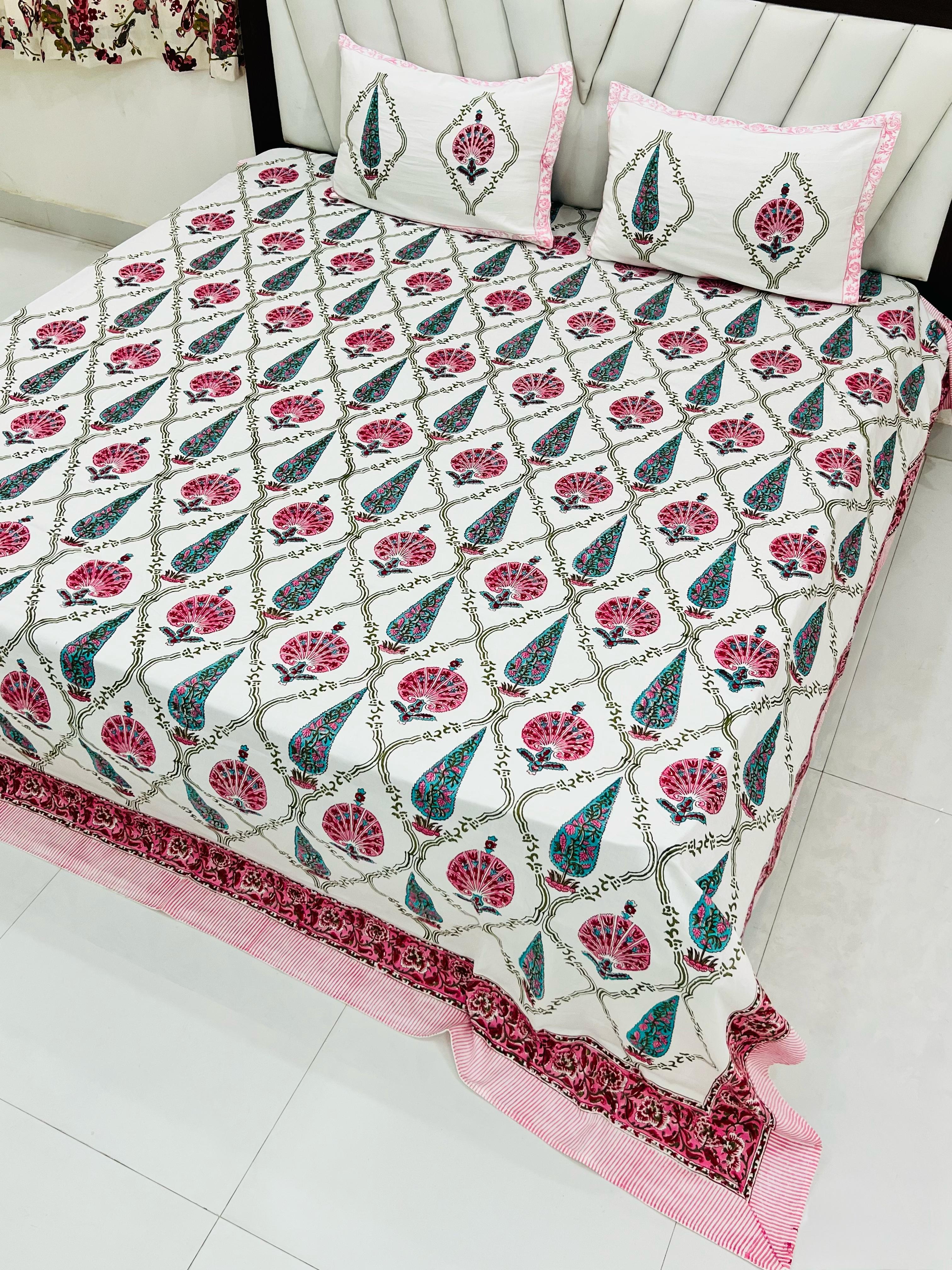 Pure cotton handblock printed king size bedsheet with 2 pillow covers (100x108 inches)