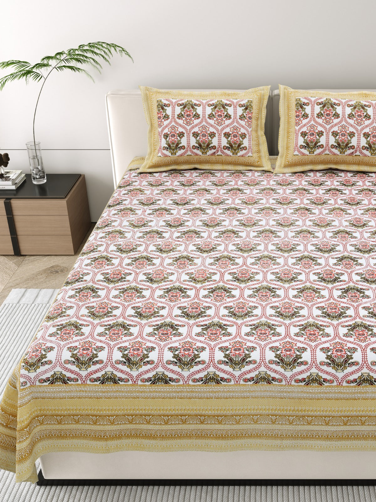 Pure cotton king size bedsheet with 2 pillow covers (100x108 inches)