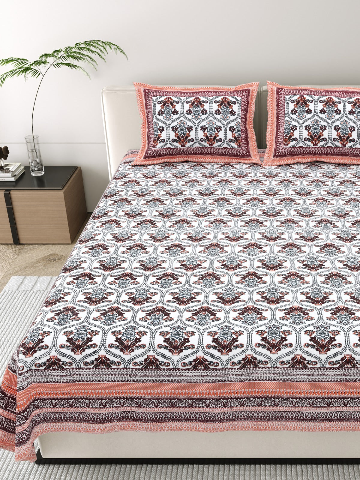 Pure cotton king size bedsheet with 2 pillow covers (100x108 inches)
