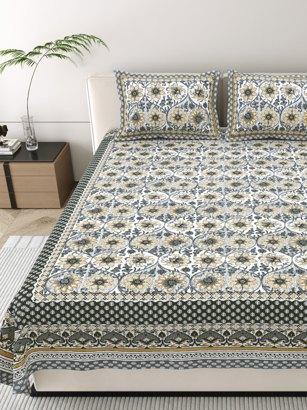 Pure cotton king size bedsheet with 2 pillow covers (100x108 inches)