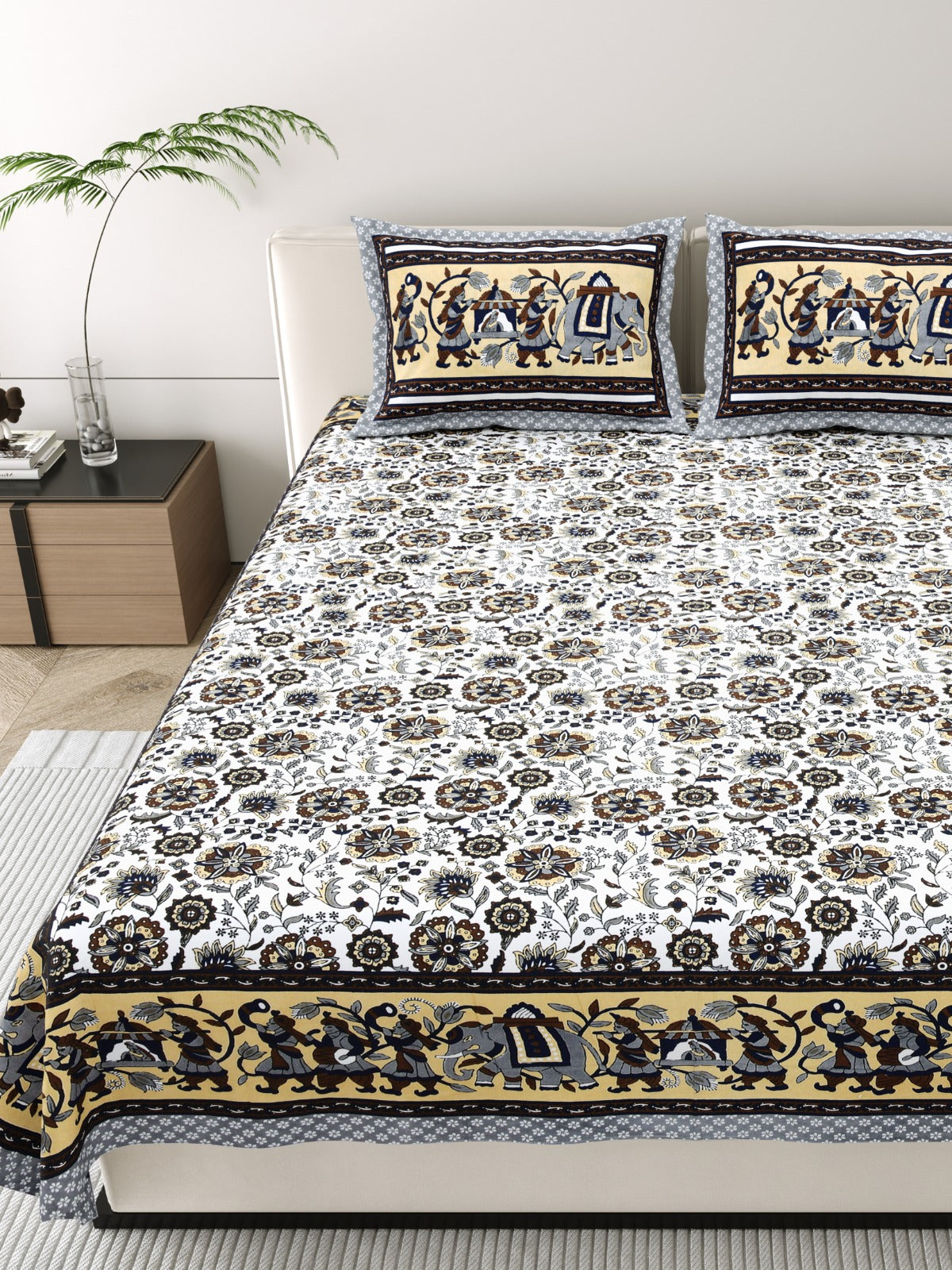 Pure cotton king size bedsheet with 2 pillow covers (100x108 inches)