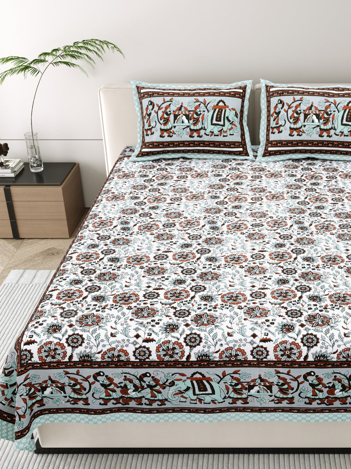 Pure cotton king size bedsheet with 2 pillow covers (100x108 inches)