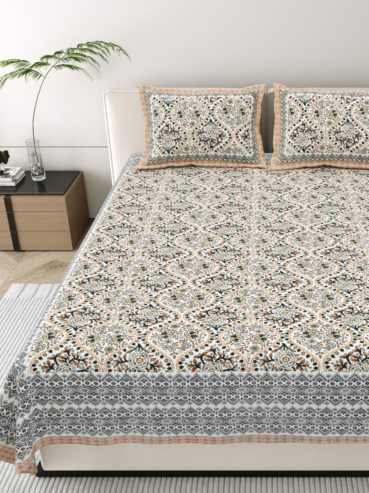 Pure cotton king size bedsheet with 2 pillow covers (100x108 inches)