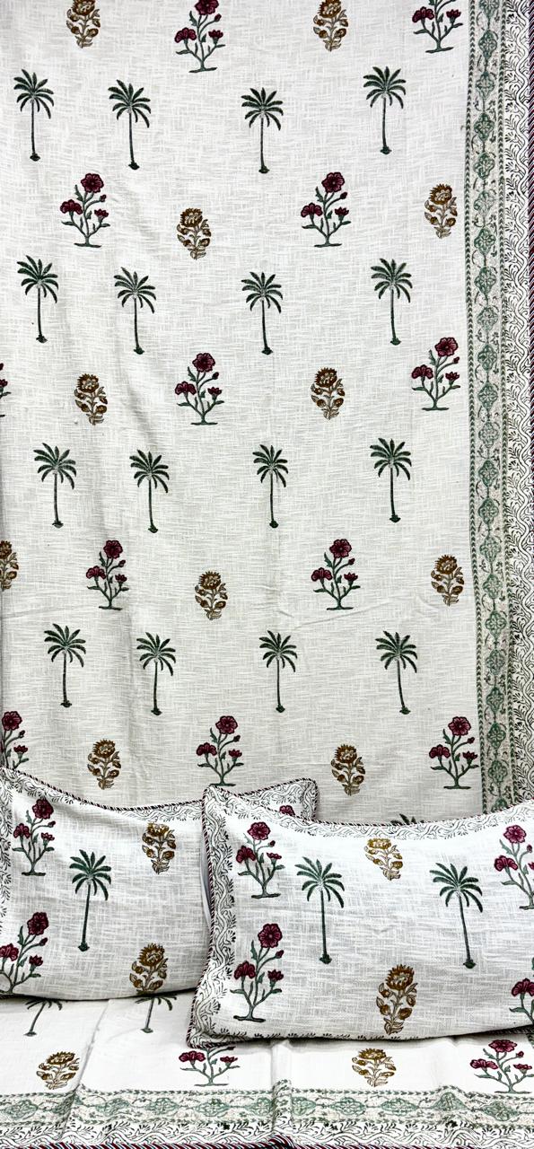 Pure TNT cotton printed double bedcover with 2 pillow covers (90x108 inches)