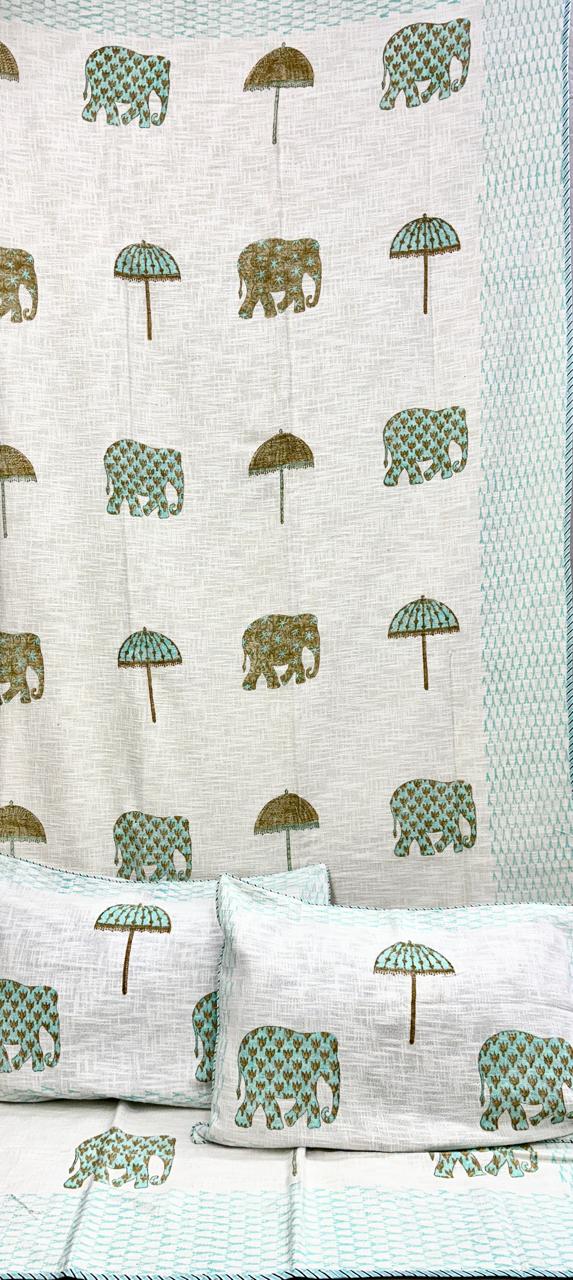 Pure TNT cotton printed double bedcover with 2 pillow covers (90x108 inches)