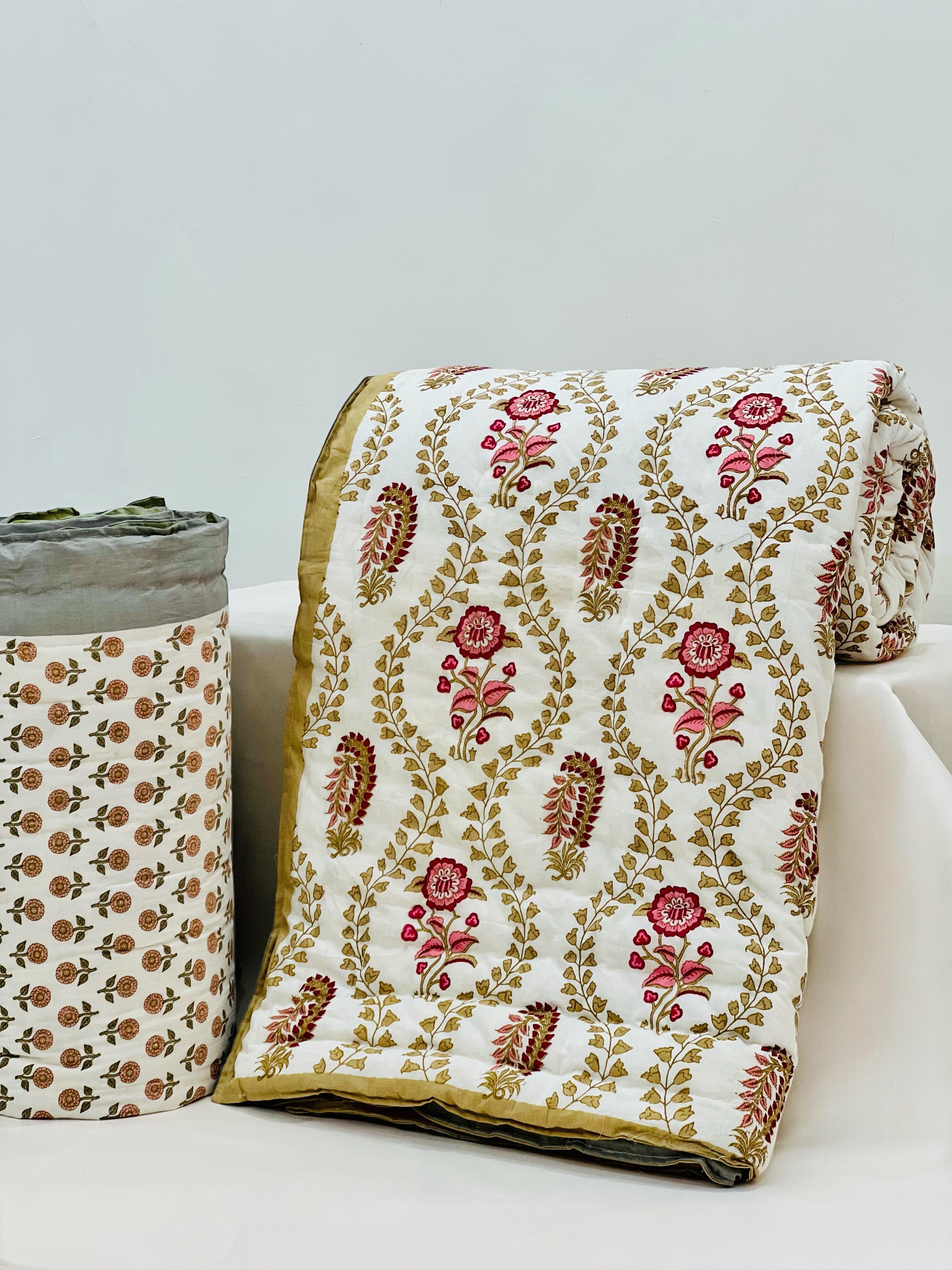Pure mulmul cotton filled reversible double razai (90x108 inches)