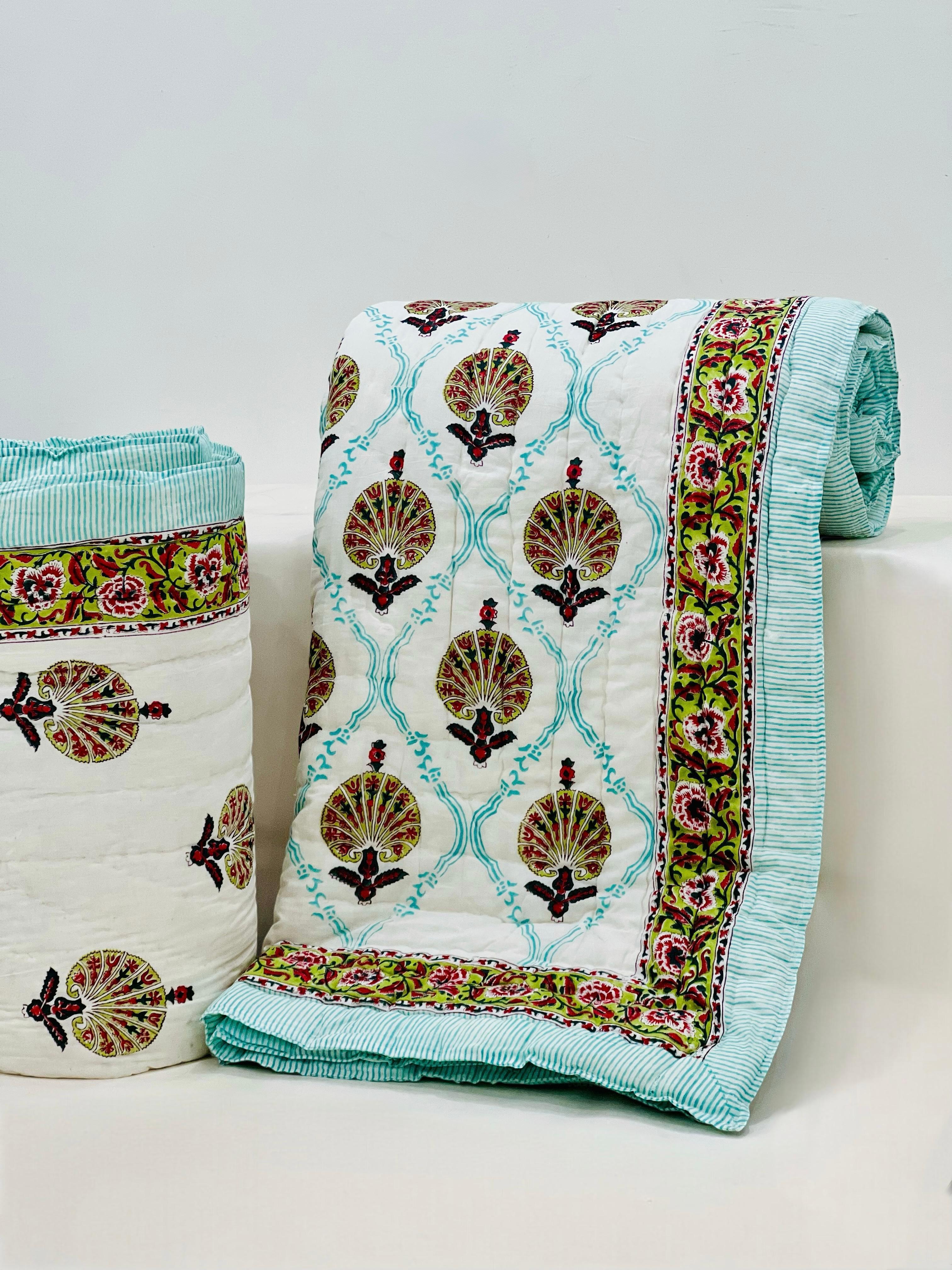 Pure mulmul cotton filled reversible double razai (90x108 inches)