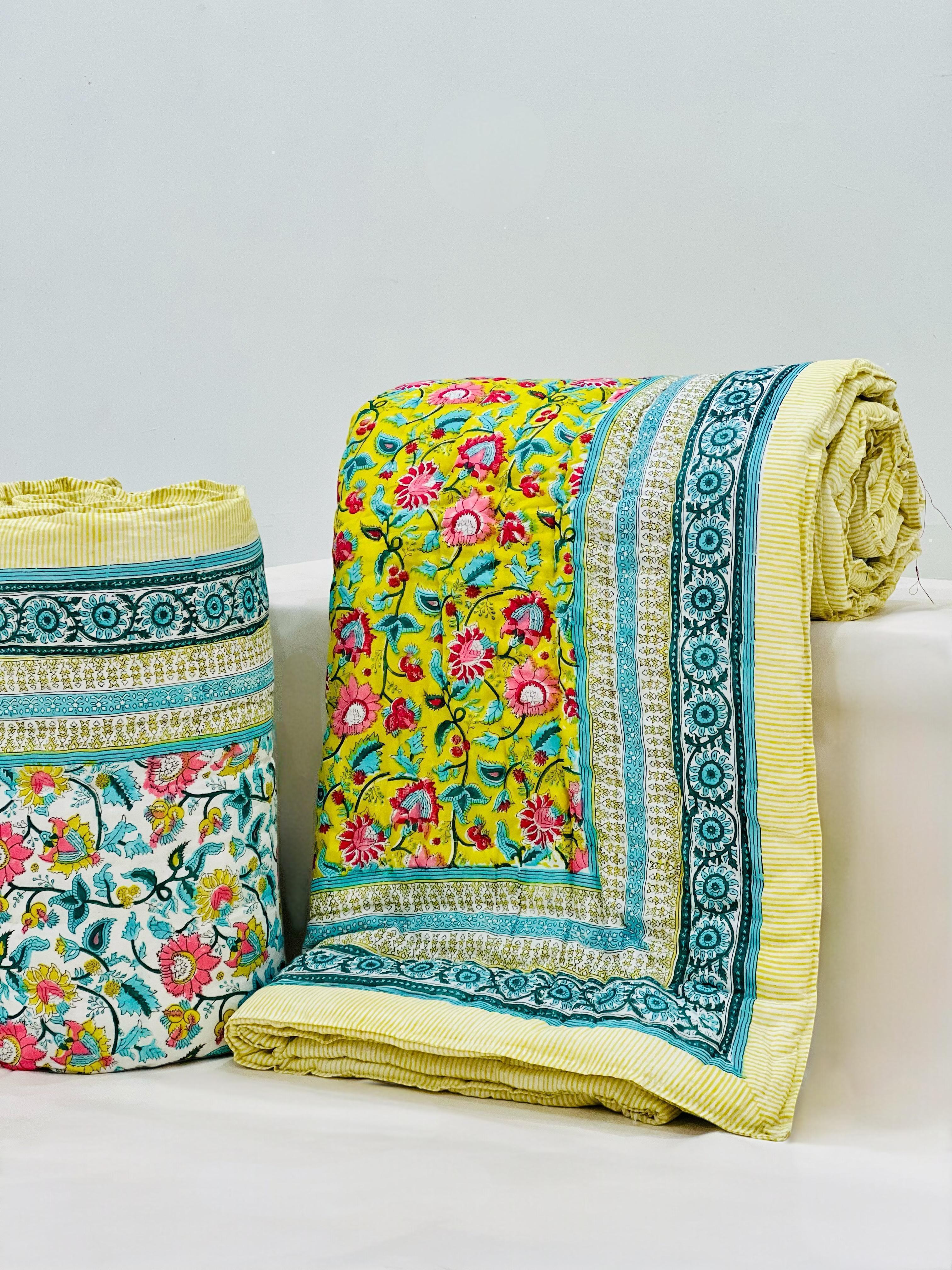 Pure mulmul cotton filled reversible double razai (90x108 inches)
