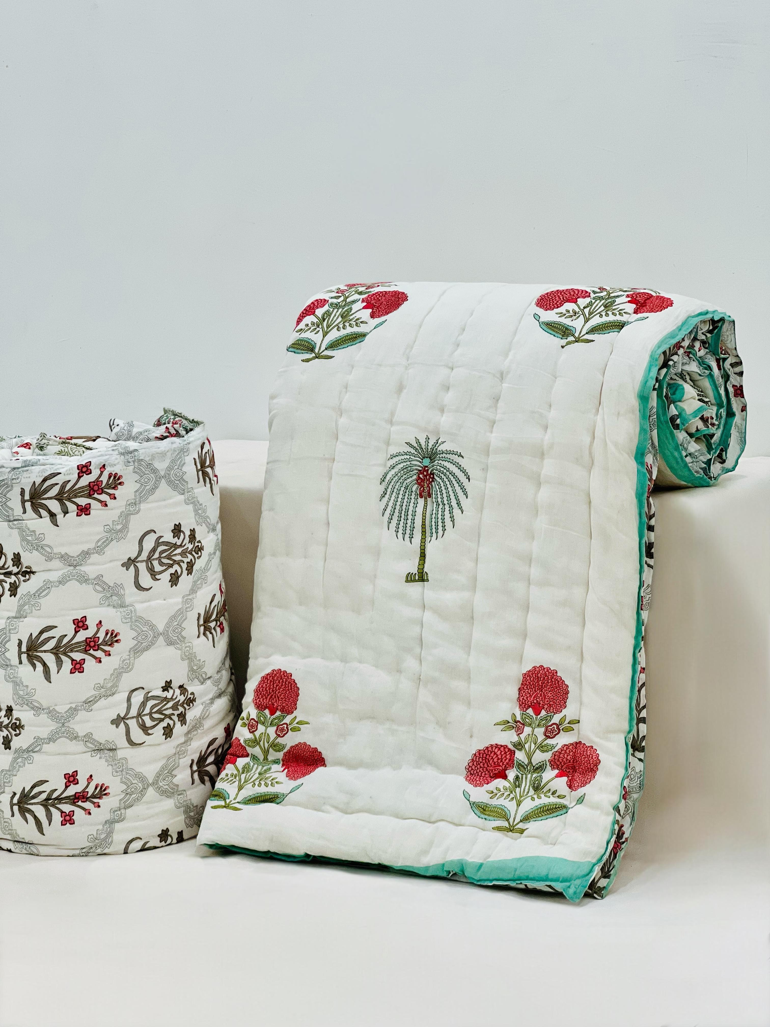 Pure mulmul cotton filled reversible double razai (90x108 inches)