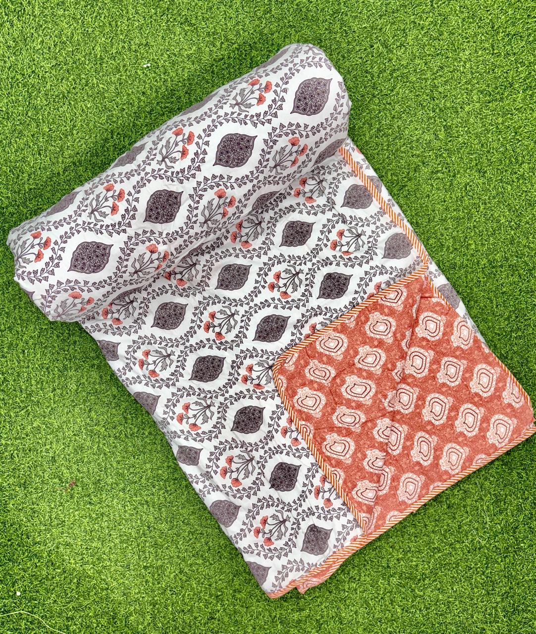 Pure cotton single screen printed reversible AC quilt (60x90 inches)