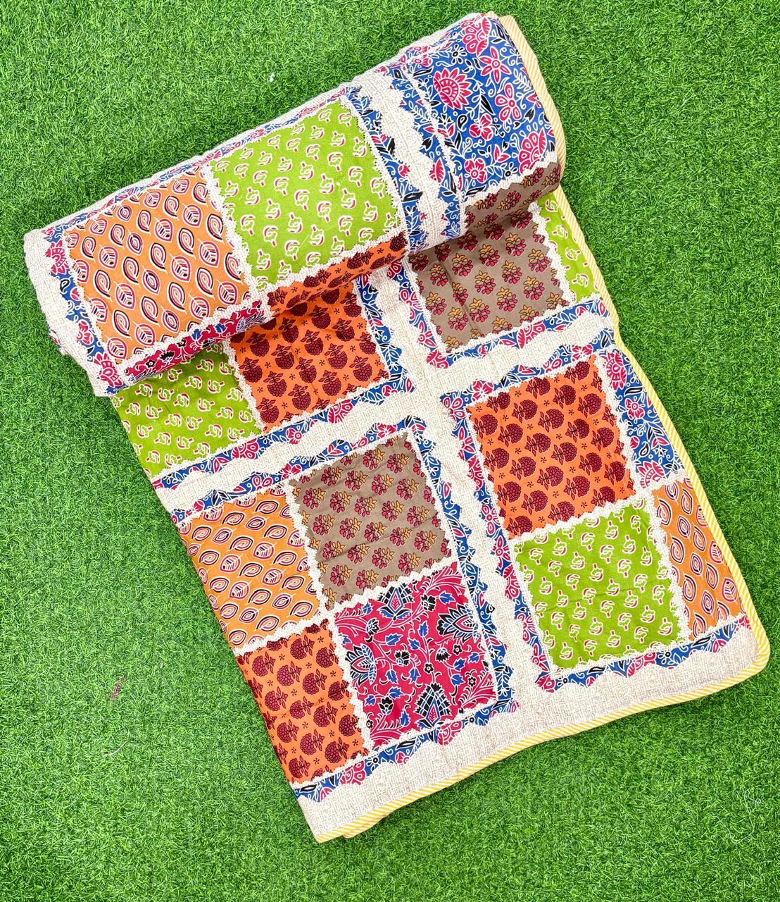 Pure cotton single screen printed reversible AC quilt (60x90 inches)