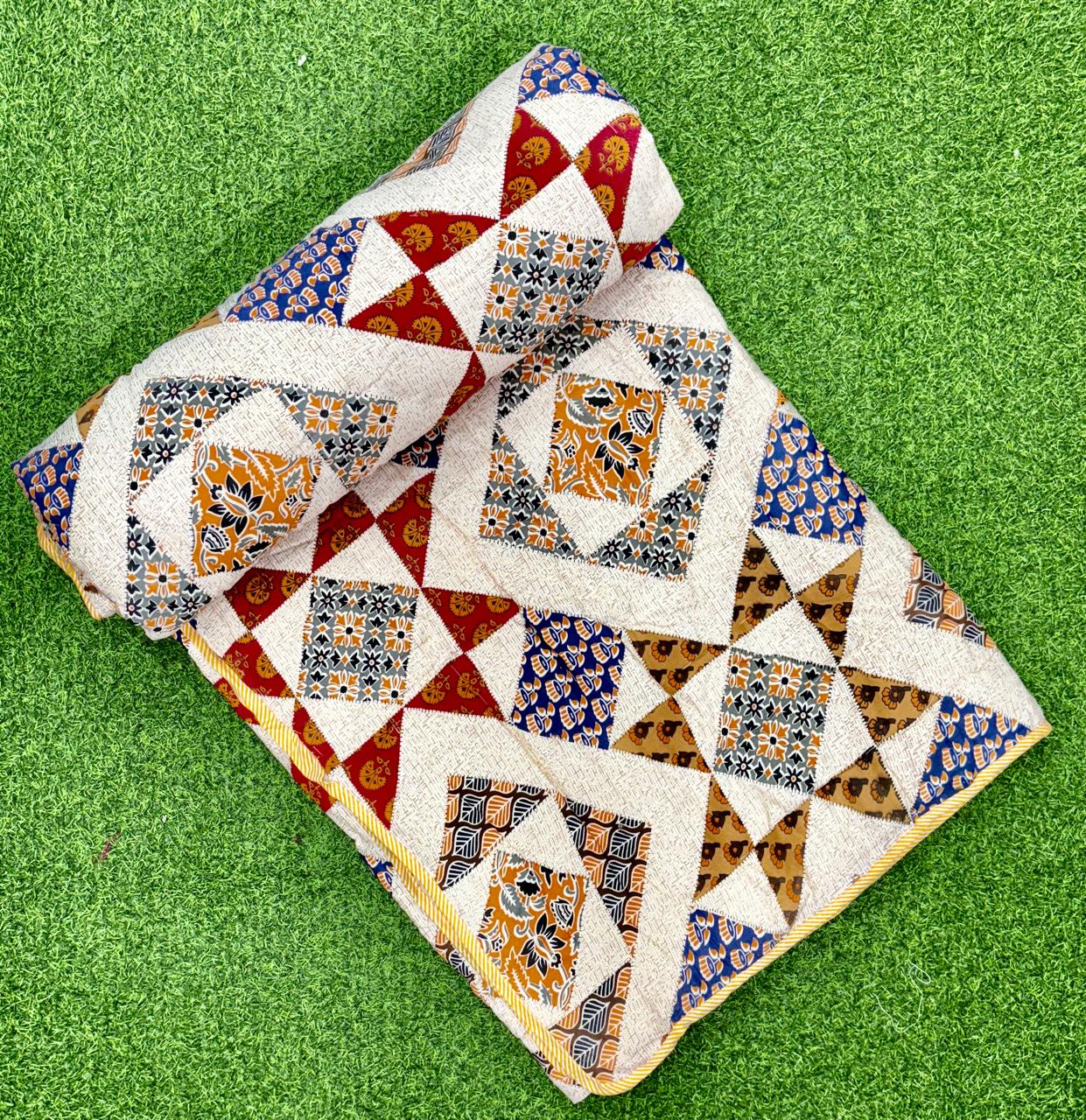 Pure cotton single screen printed reversible AC quilt (60x90 inches)