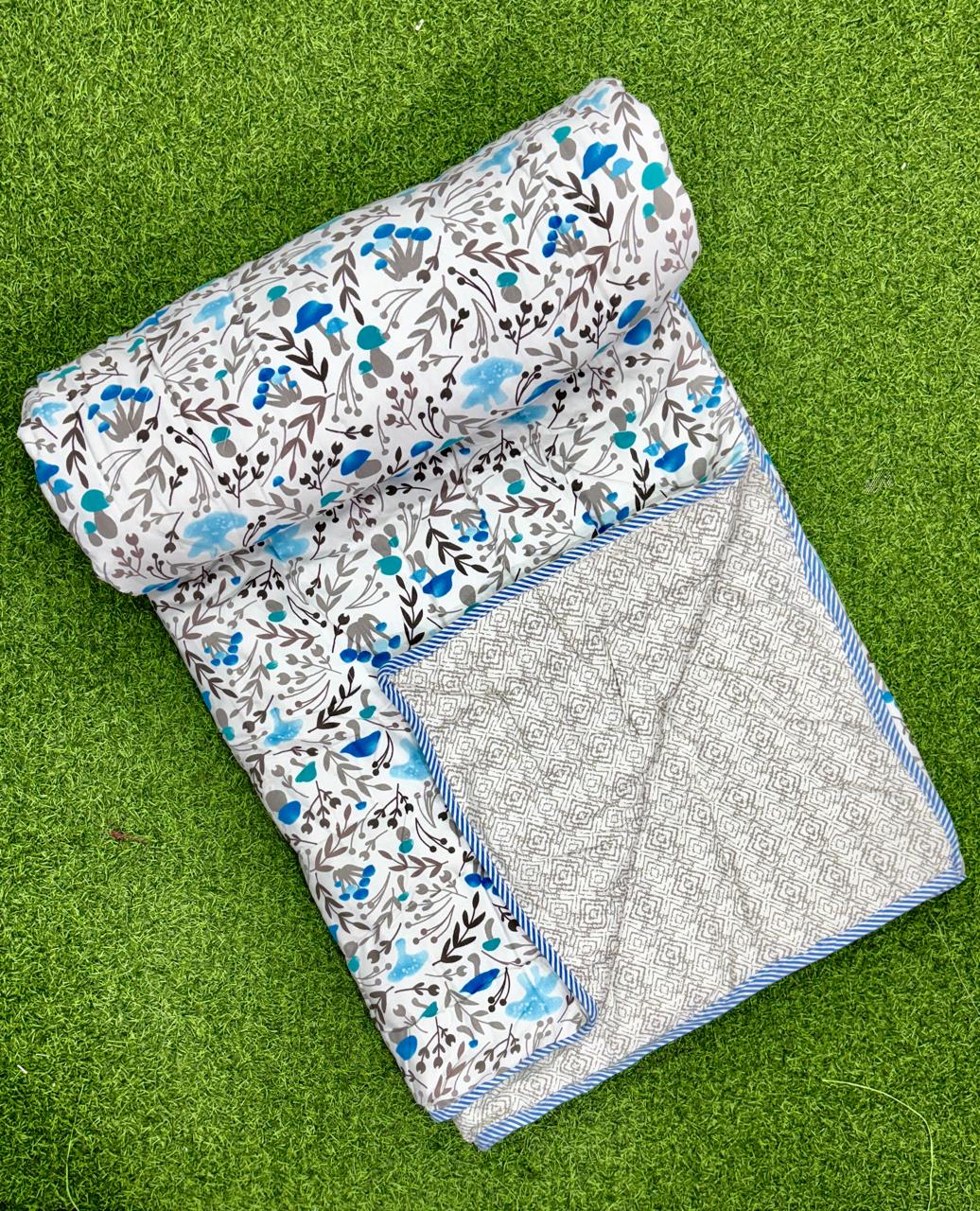 Pure cotton single screen printed reversible AC quilt (60x90 inches)