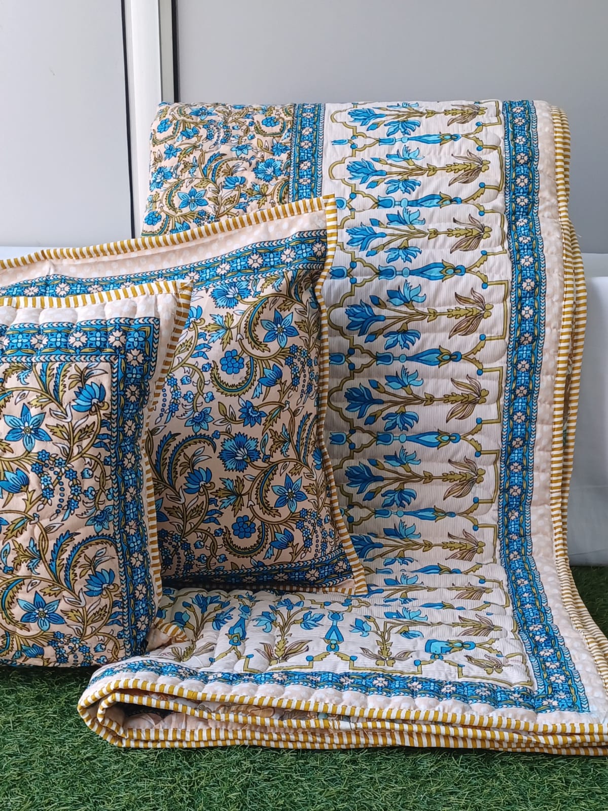 Pure mulmul cotton paani jaal quilted reversible double bedcovers with 2 quilted pillow covers (90x108 inches)