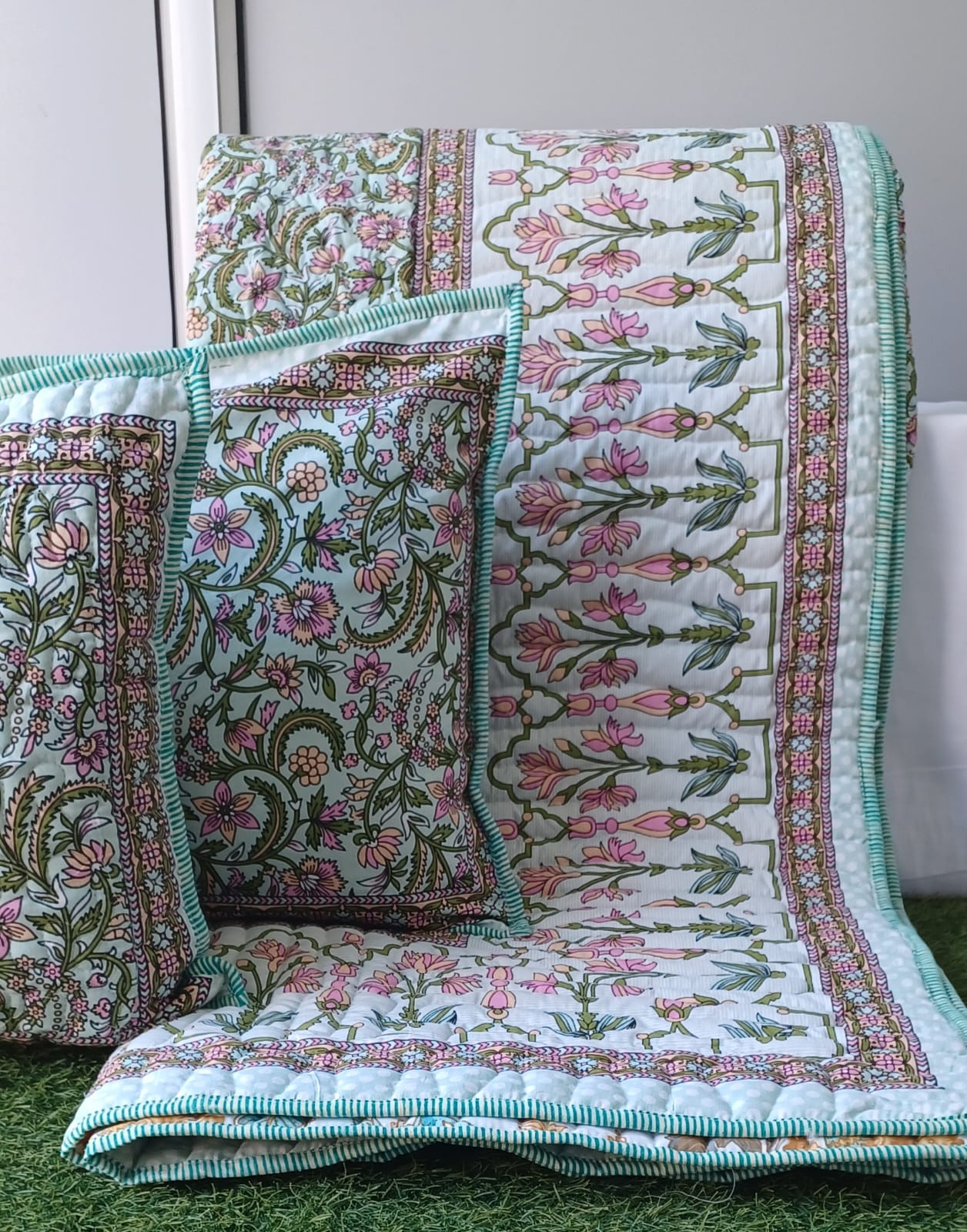 Pure mulmul cotton paani jaal quilted reversible double bedcovers with 2 quilted pillow covers (90x108 inches)