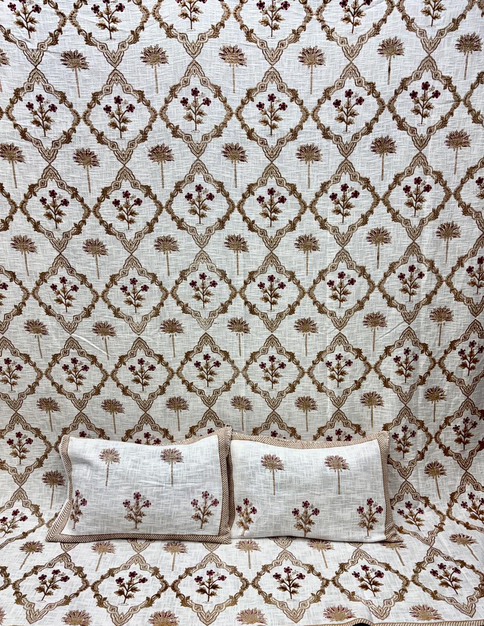 Pure TNT cotton printed double bedcover with 2 pillow covers (90x108 inches)