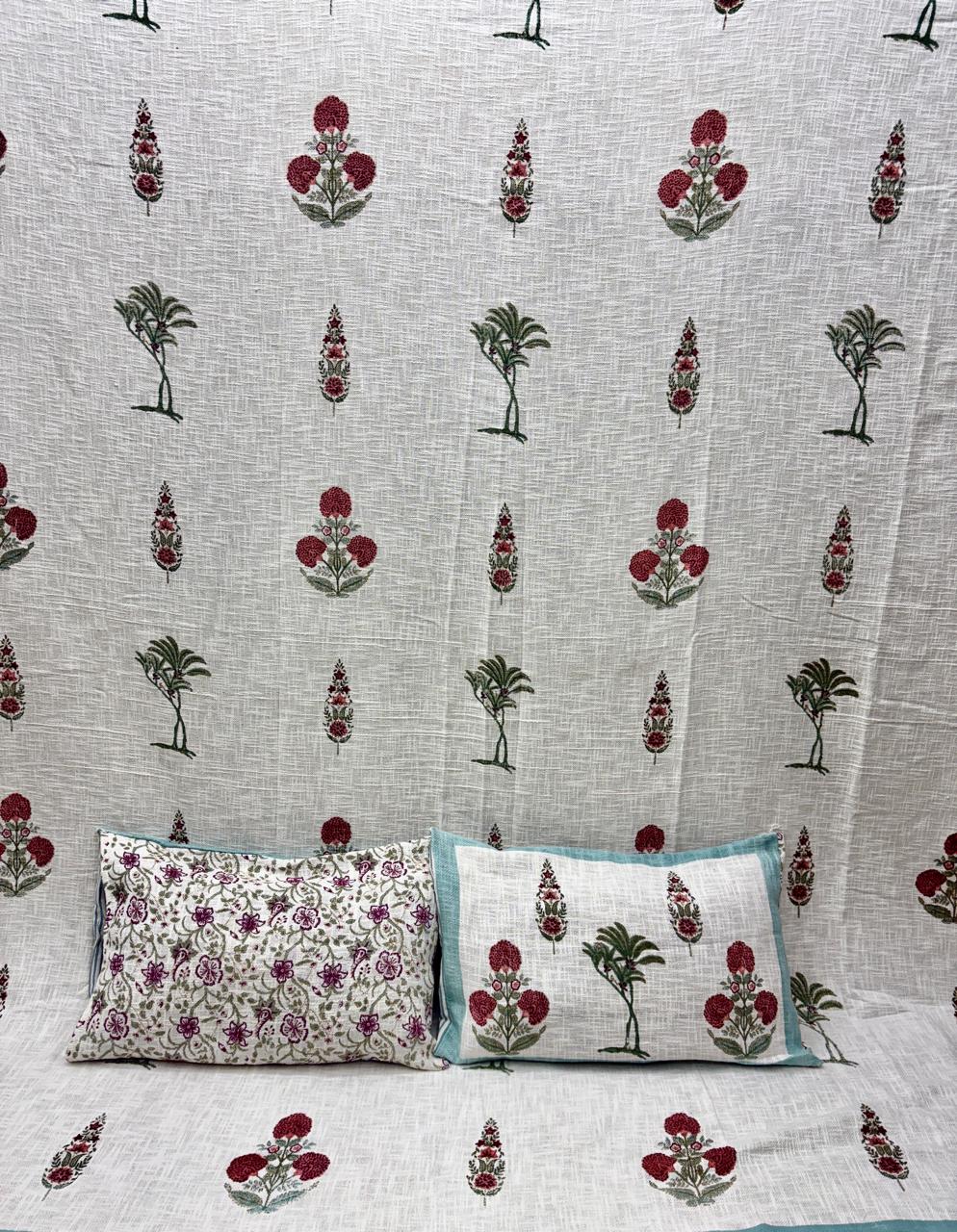 Pure TNT cotton printed double bedcover with 2 pillow covers (90x108 inches)