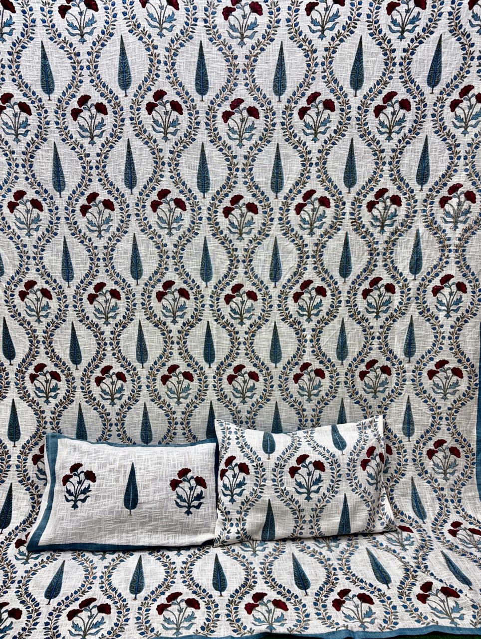 Pure TNT cotton printed double bedcover with 2 pillow covers (90x108 inches)
