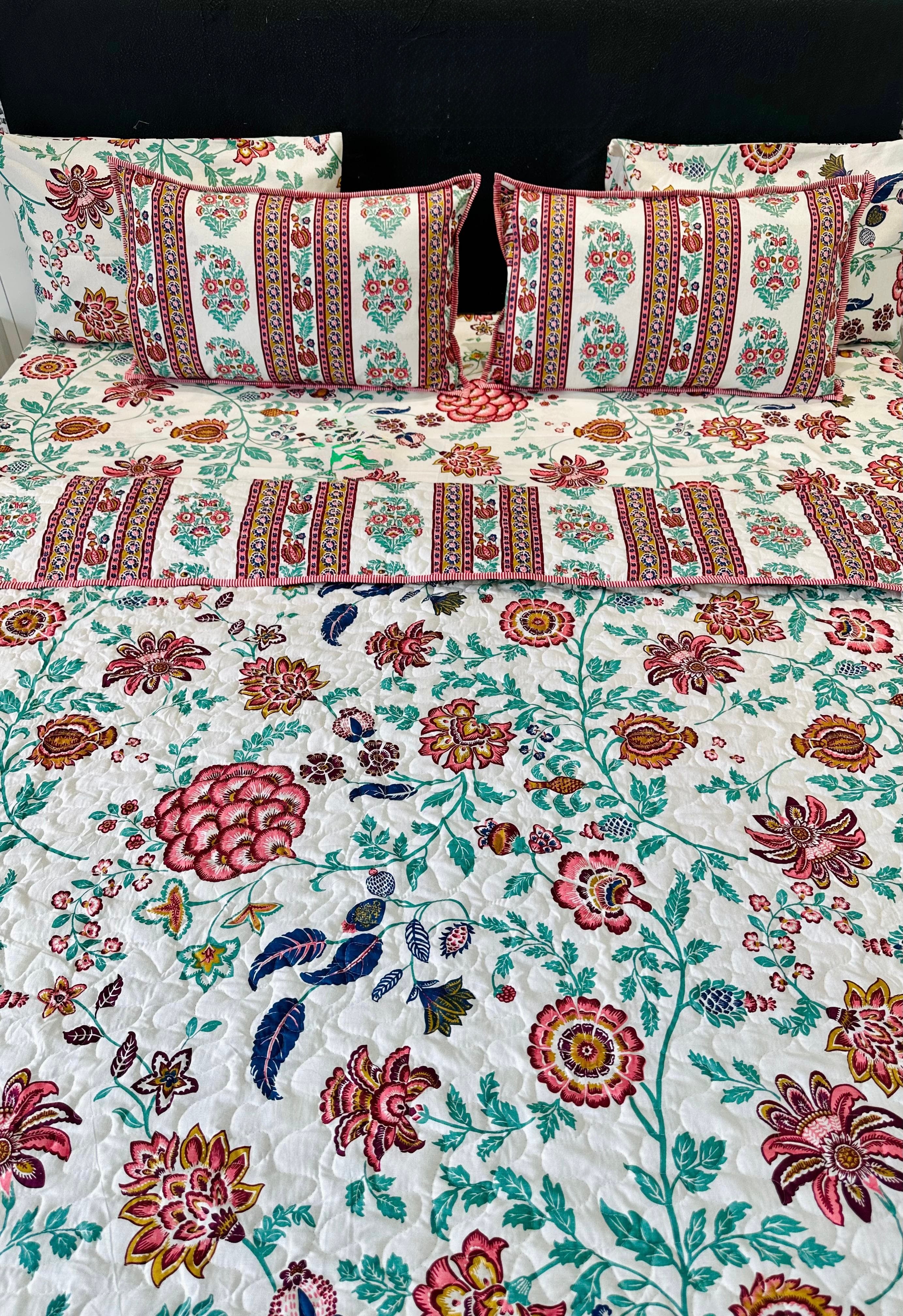Pure cotton 6 piece bedsheet and quilted bedcover king size combos