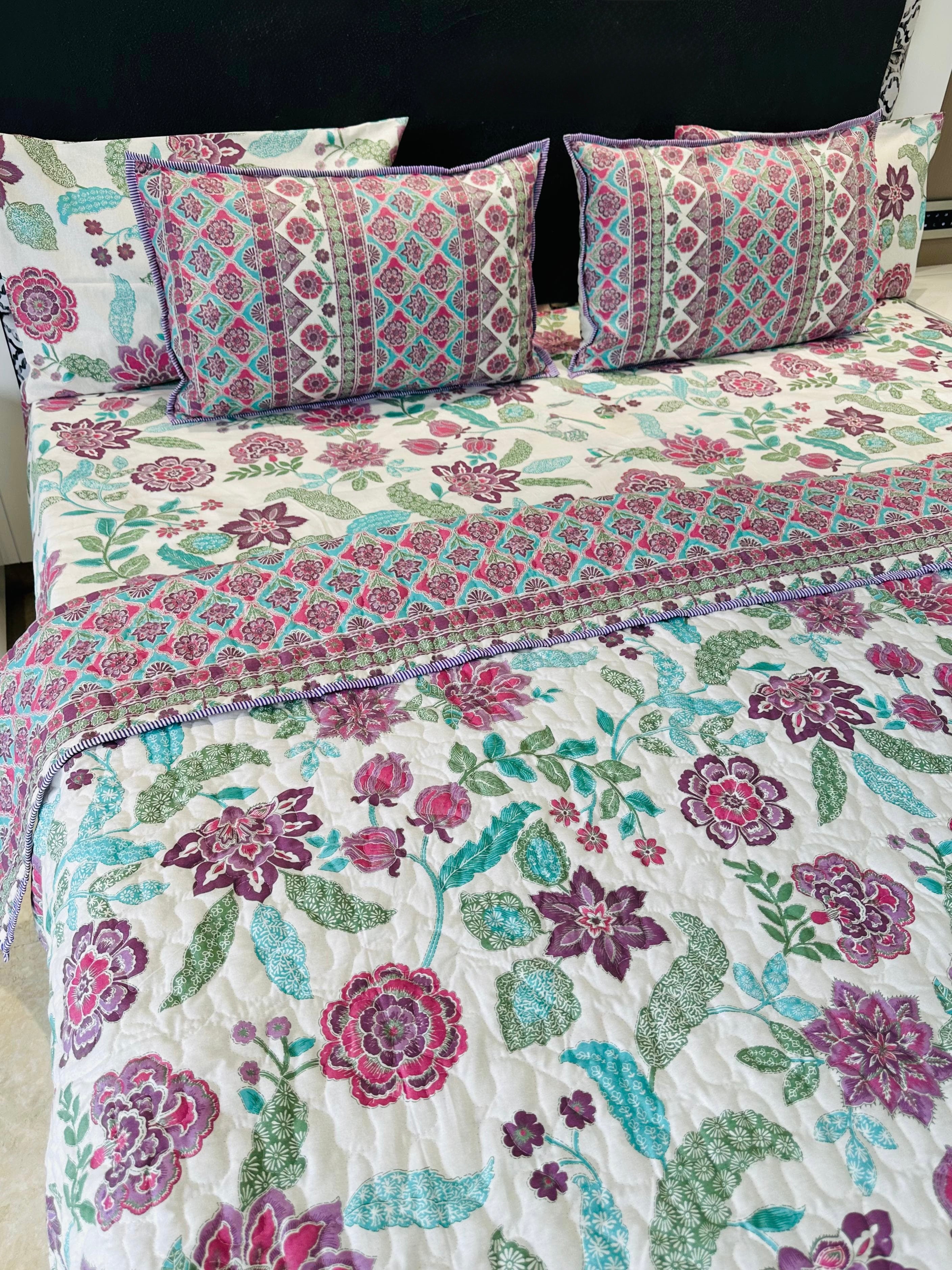 Pure cotton 6 piece bedsheet and quilted bedcover king size combos